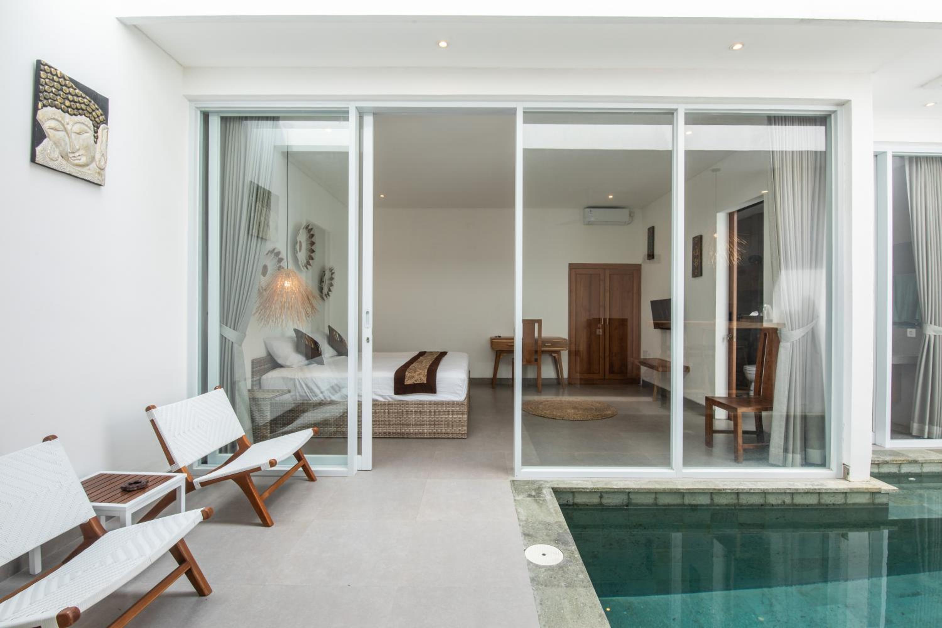 Minimalist Villa with Pool #Jade3