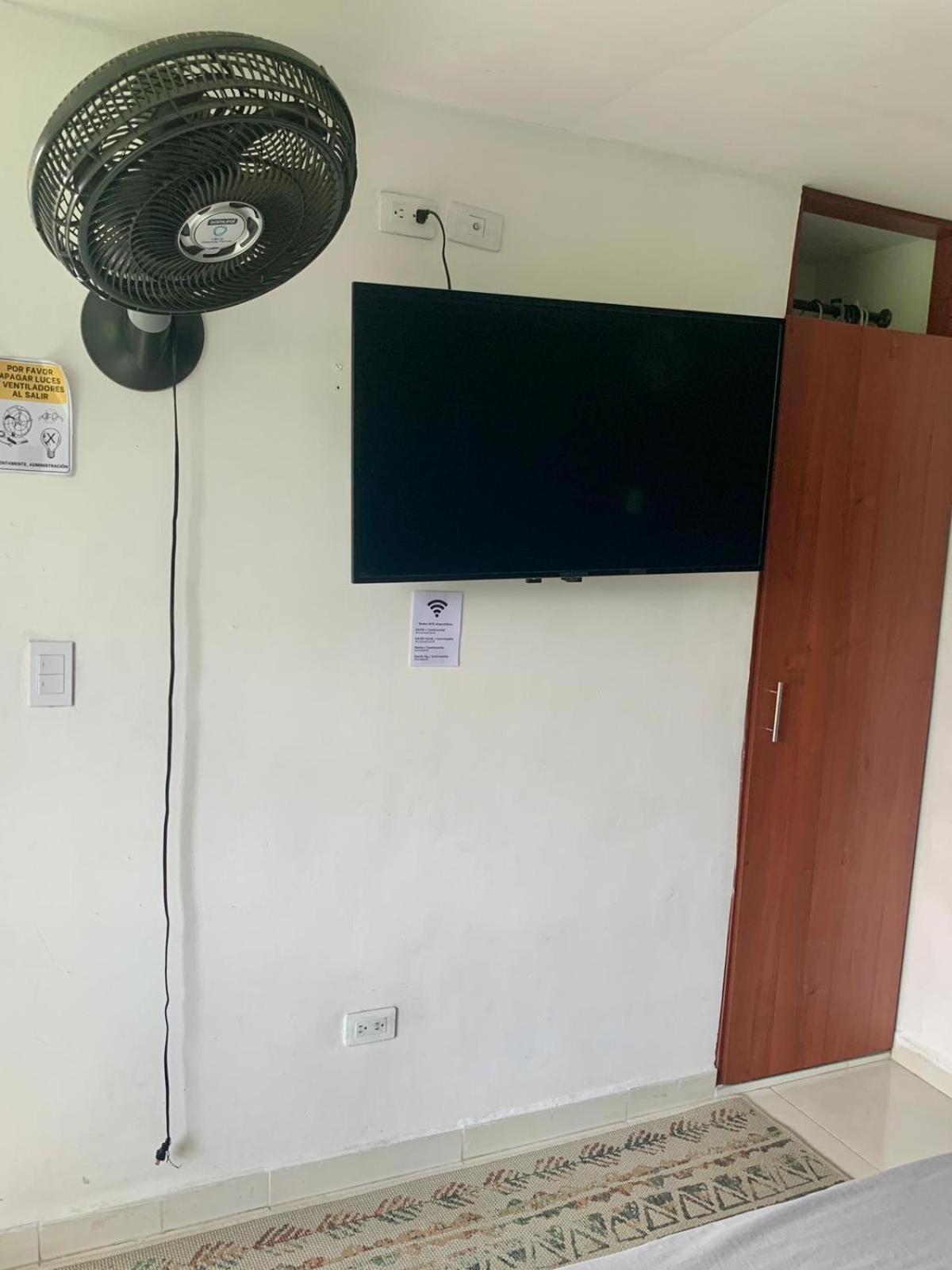 Estudio en 3 piso - Con todo lo necesario al norte de la Cali.