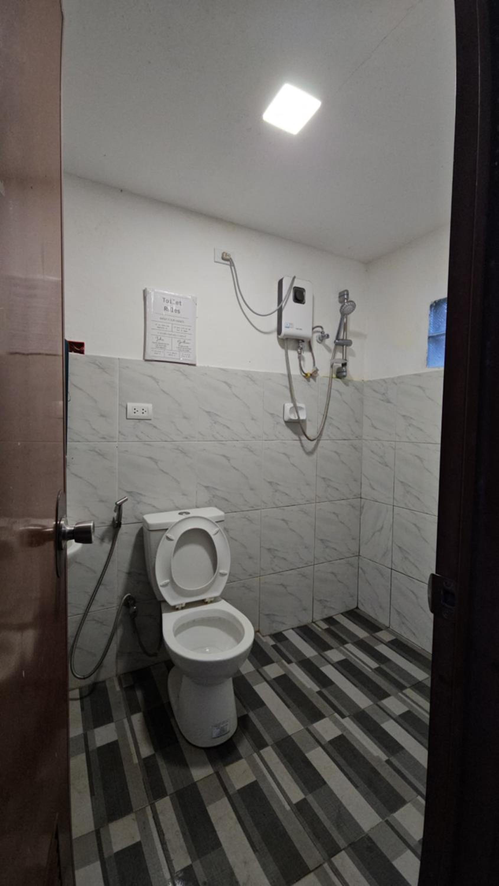 Photo 12