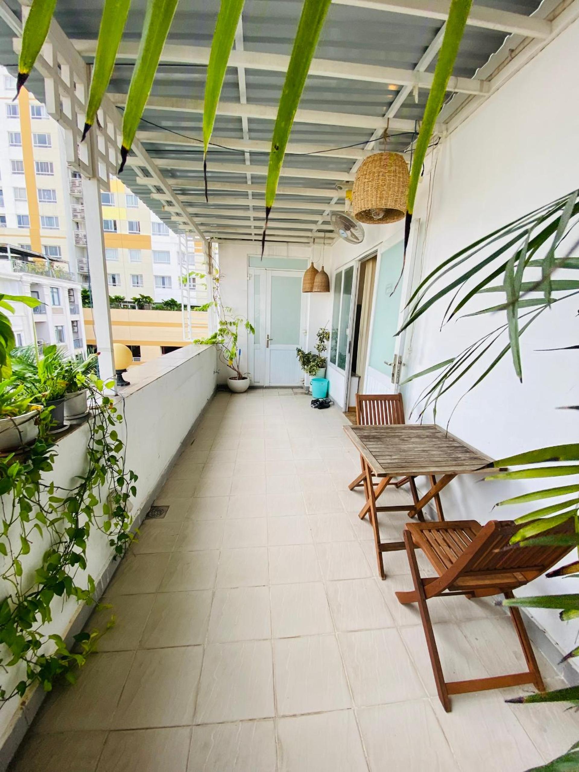 Pearl Service Apartment