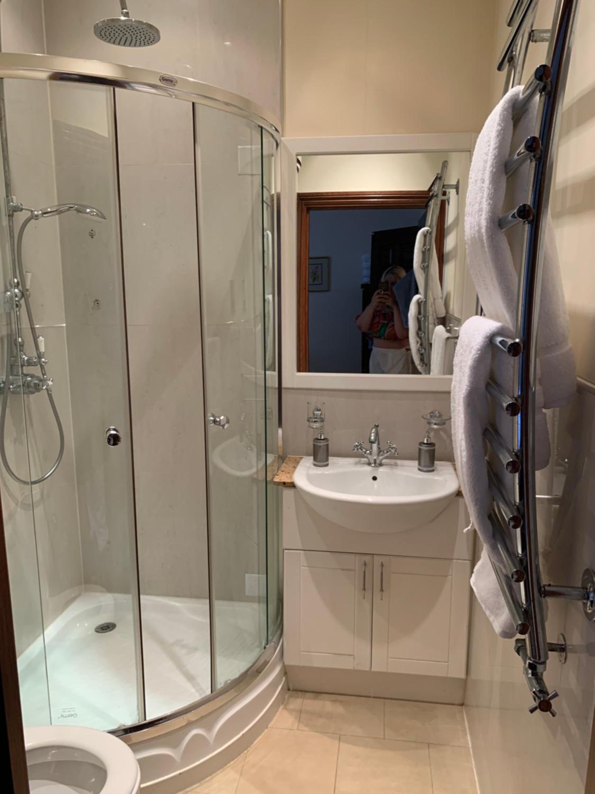 BAKER STREET 3 bedroom and 3 bathroom fabulous flat