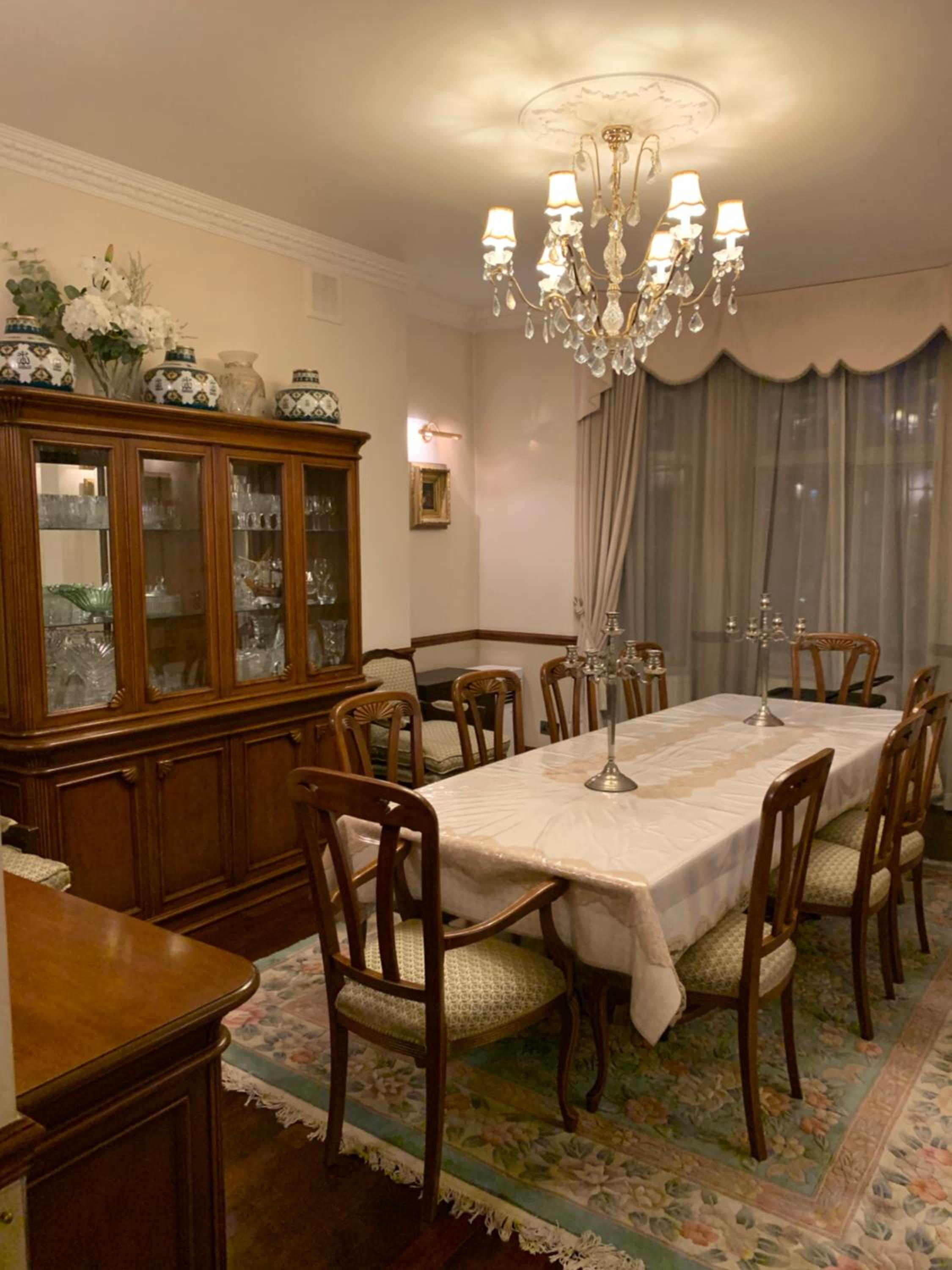 BAKER STREET 3 bedroom and 3 bathroom fabulous flat