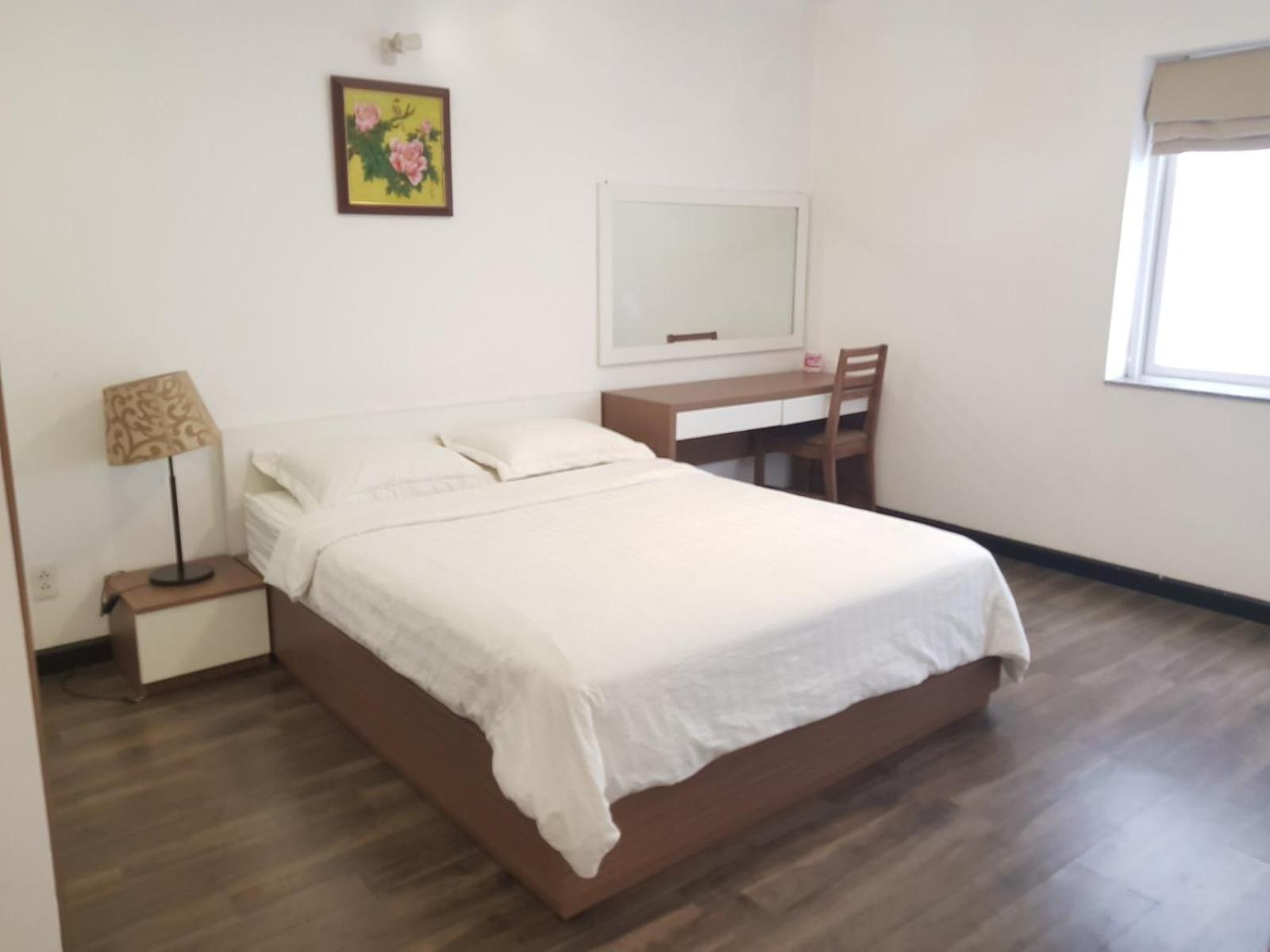 Pearl Service Apartment