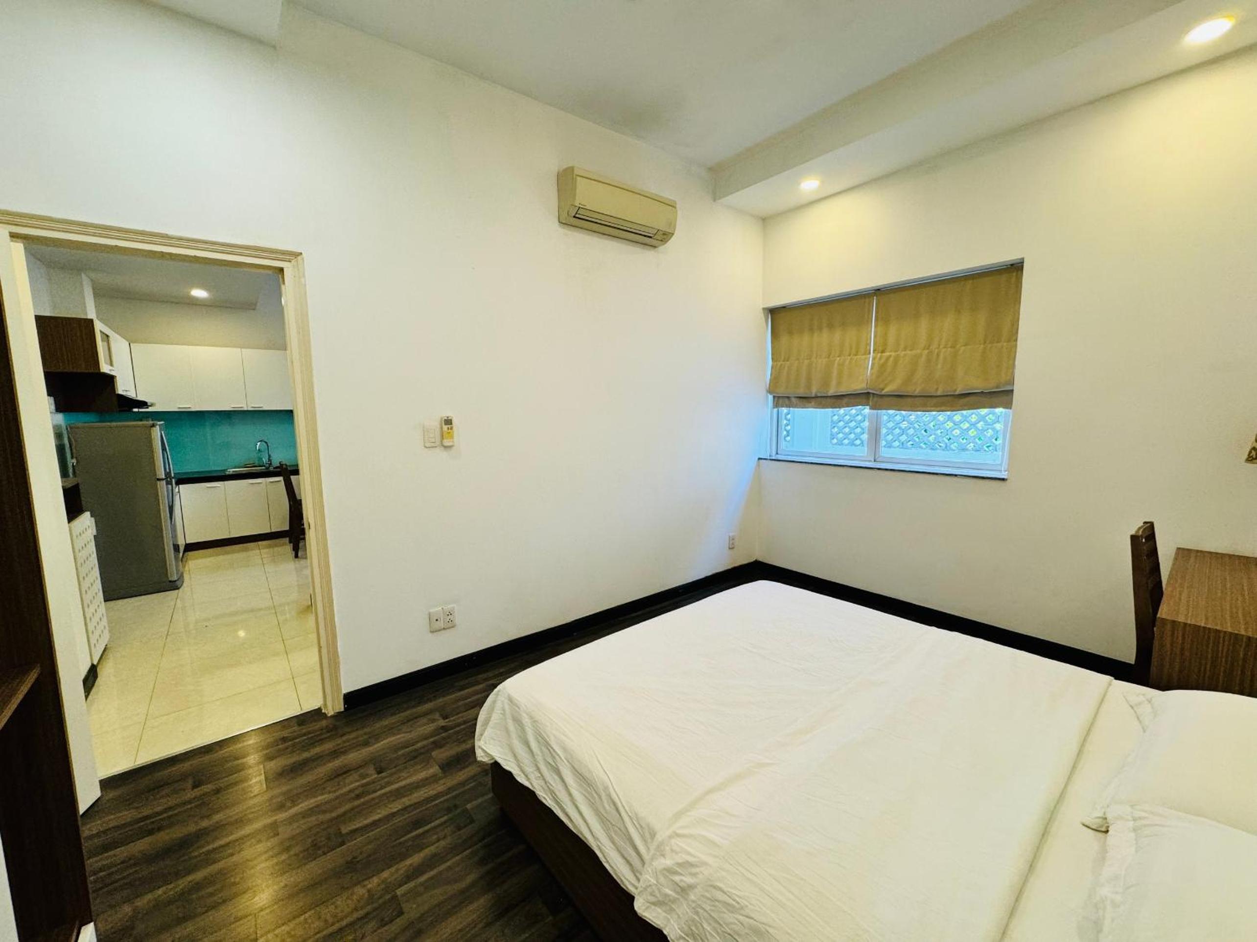 Pearl Service Apartment