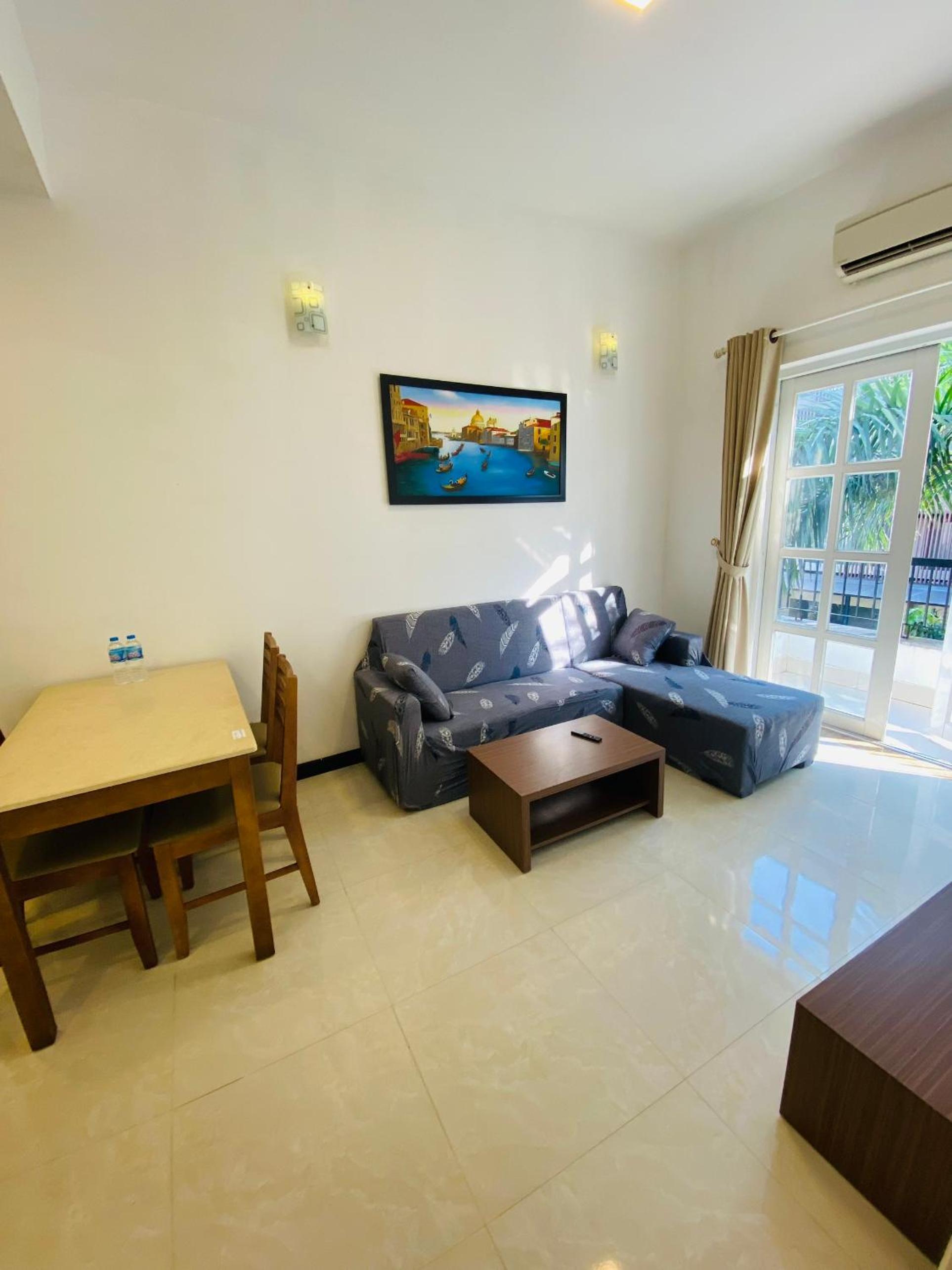 Pearl Service Apartment