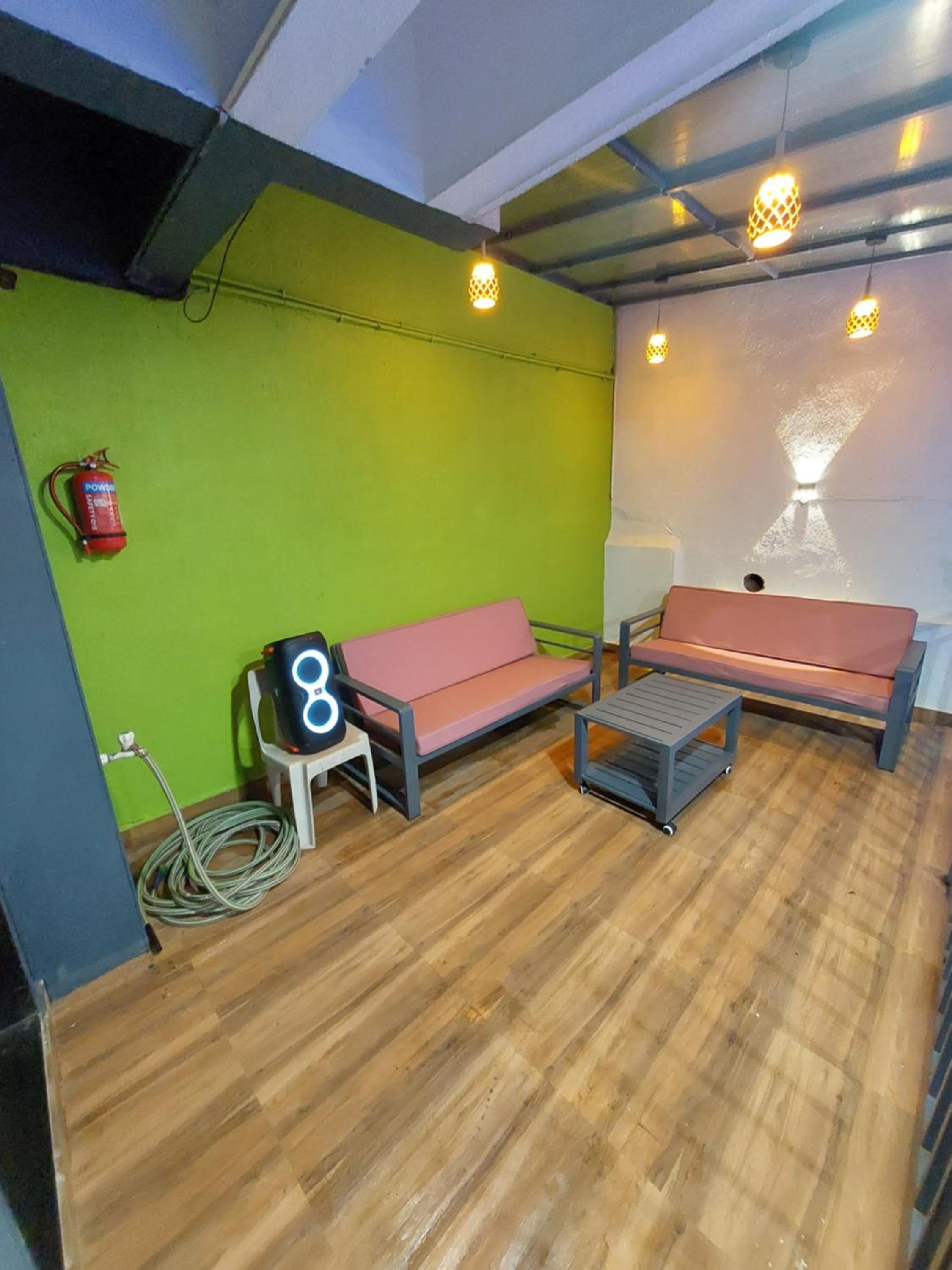 lounge