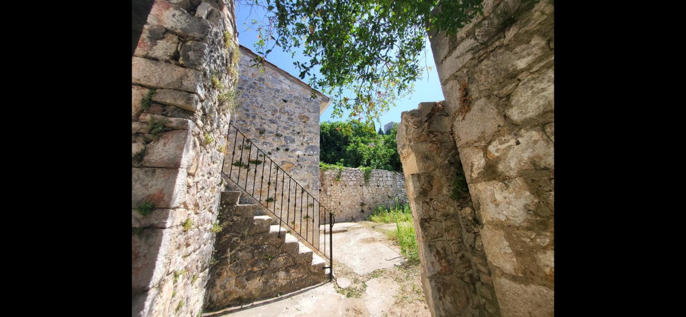 Apartment Bregava