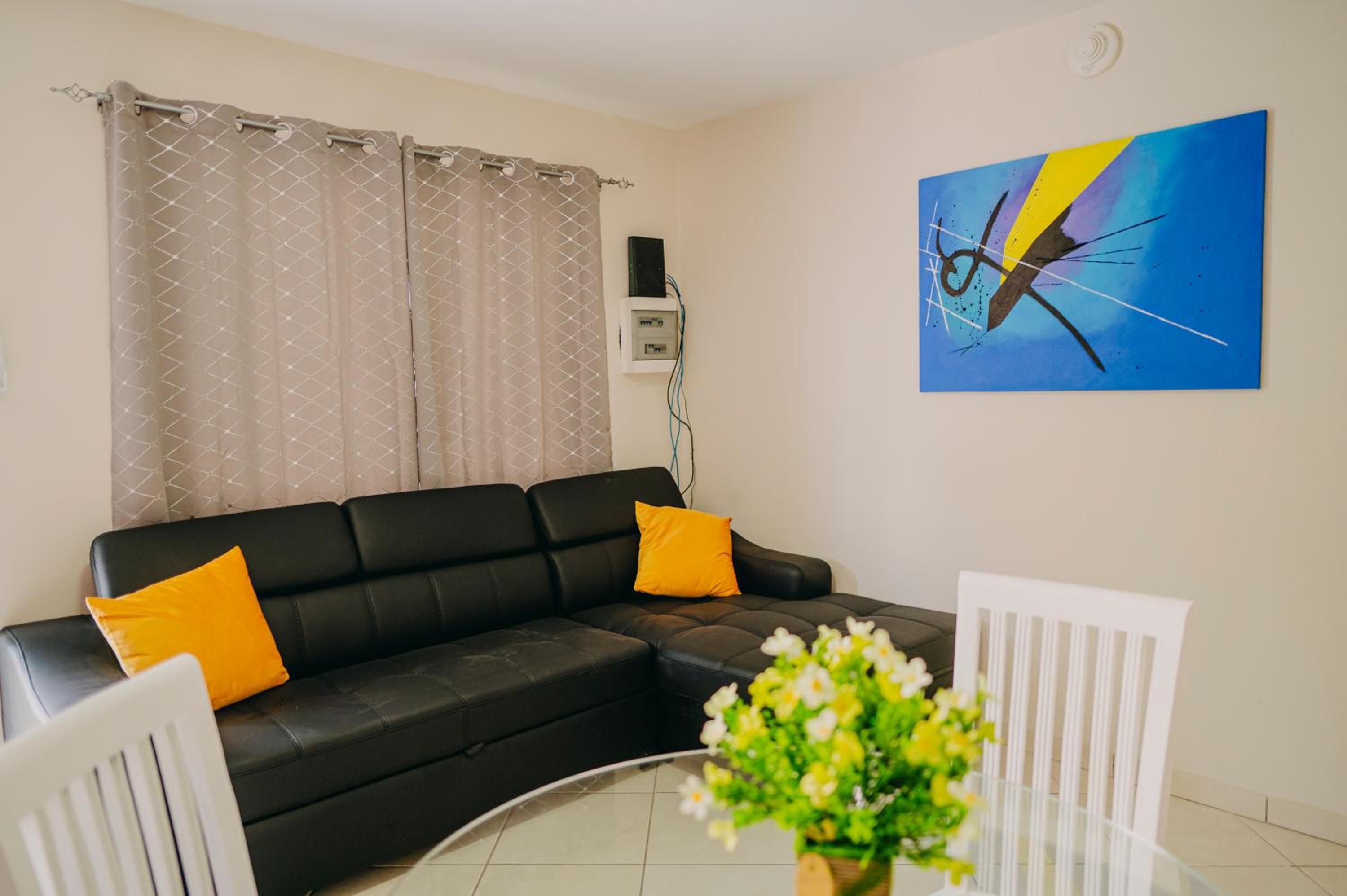 Wonderful 1-bedroom apartment 3 km from Eagle beach