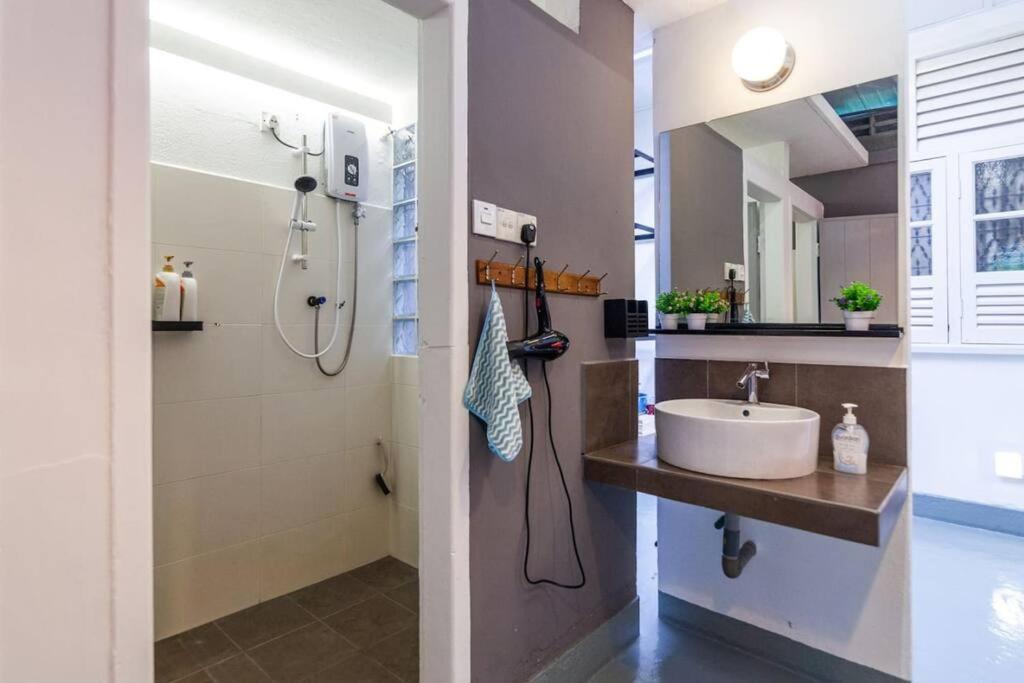 Charming Local Designer Home in Ipoh by Plush
