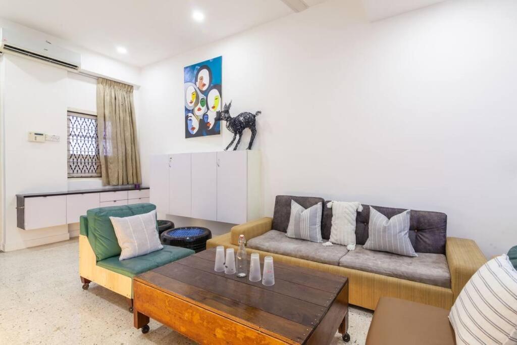 Charming Local Designer Home in Ipoh by Plush
