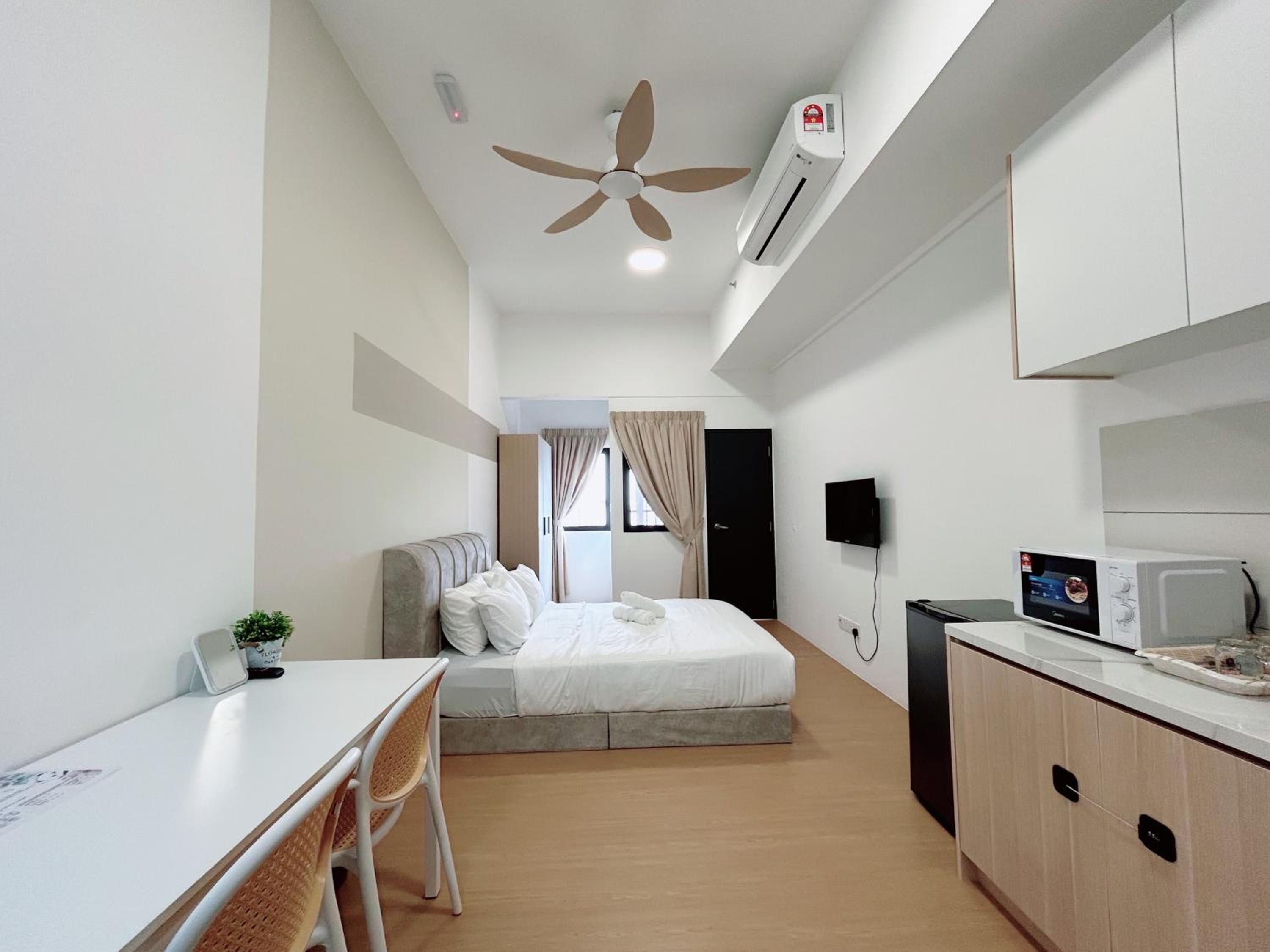 Edusentral by Manhattan Group