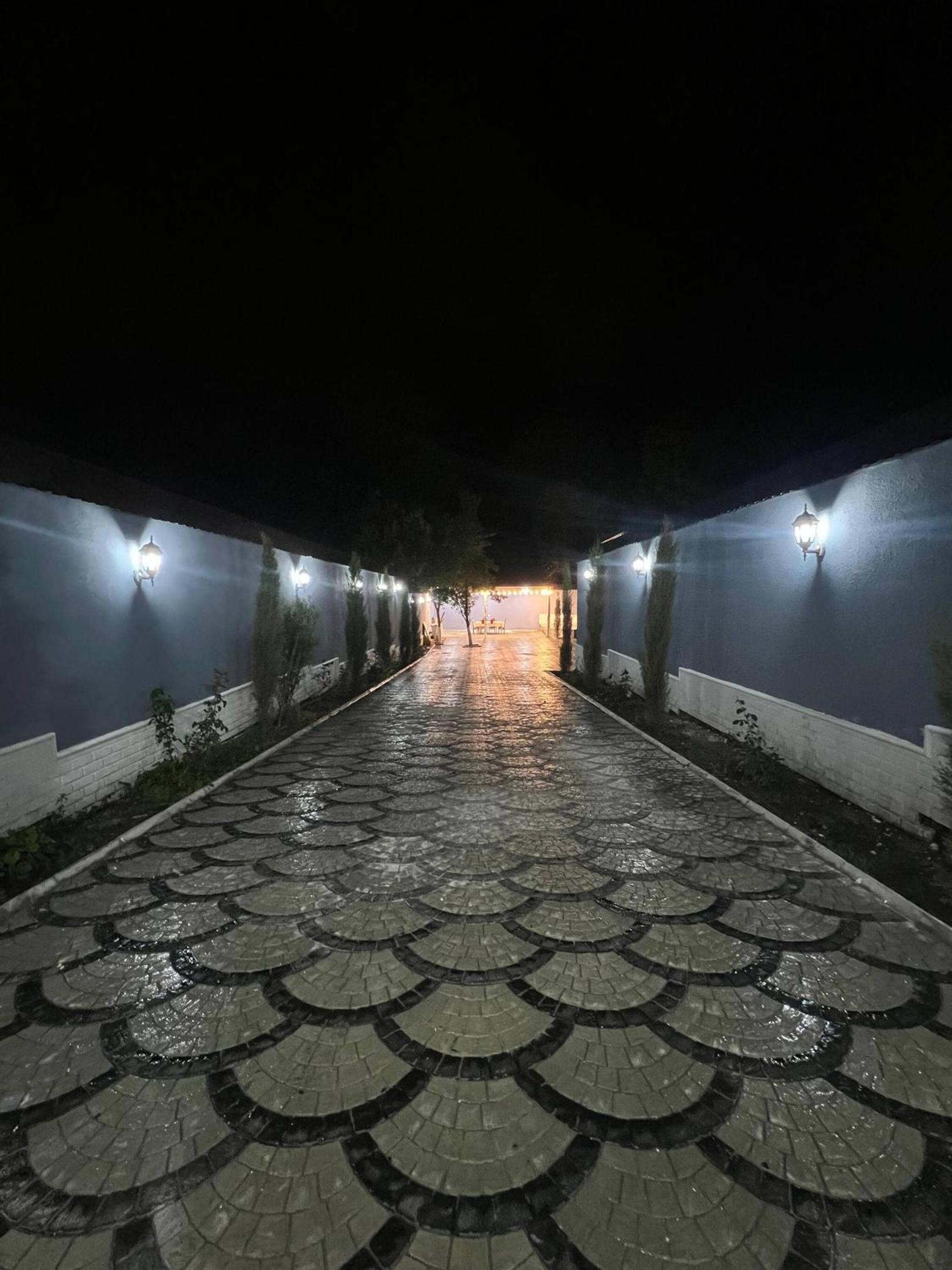 Cozy House With Swimming Pool Near City Center no1