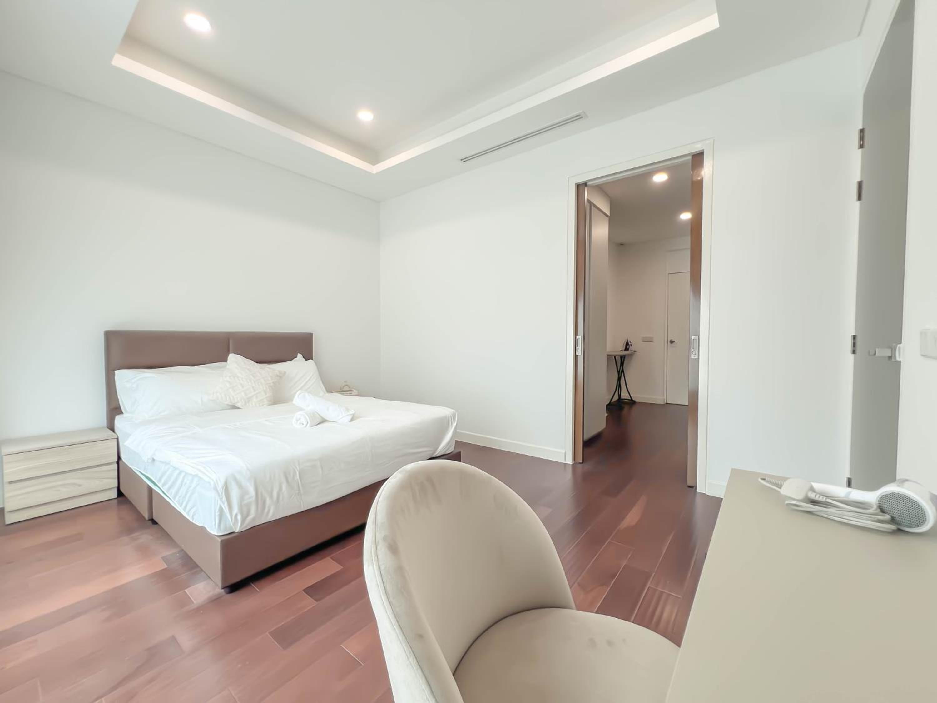 D'Rapport Residences by Manhattan Group