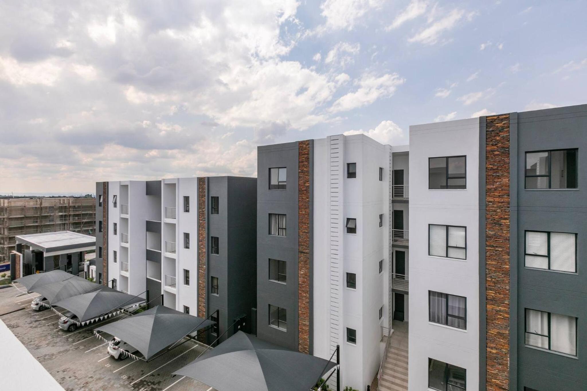 Humble Abode - 93 On New - Midrand