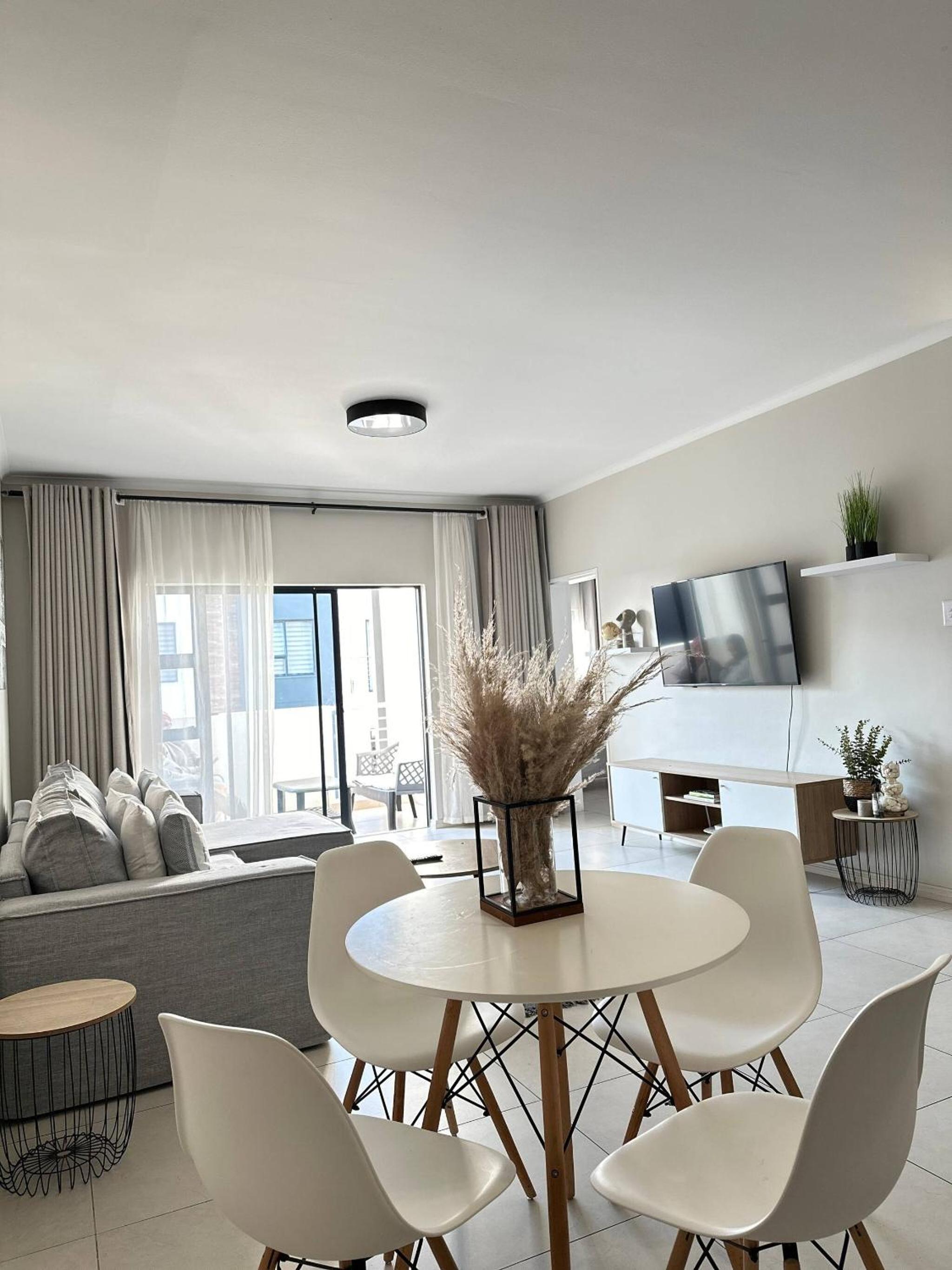 Humble Abode - 93 On New - Midrand