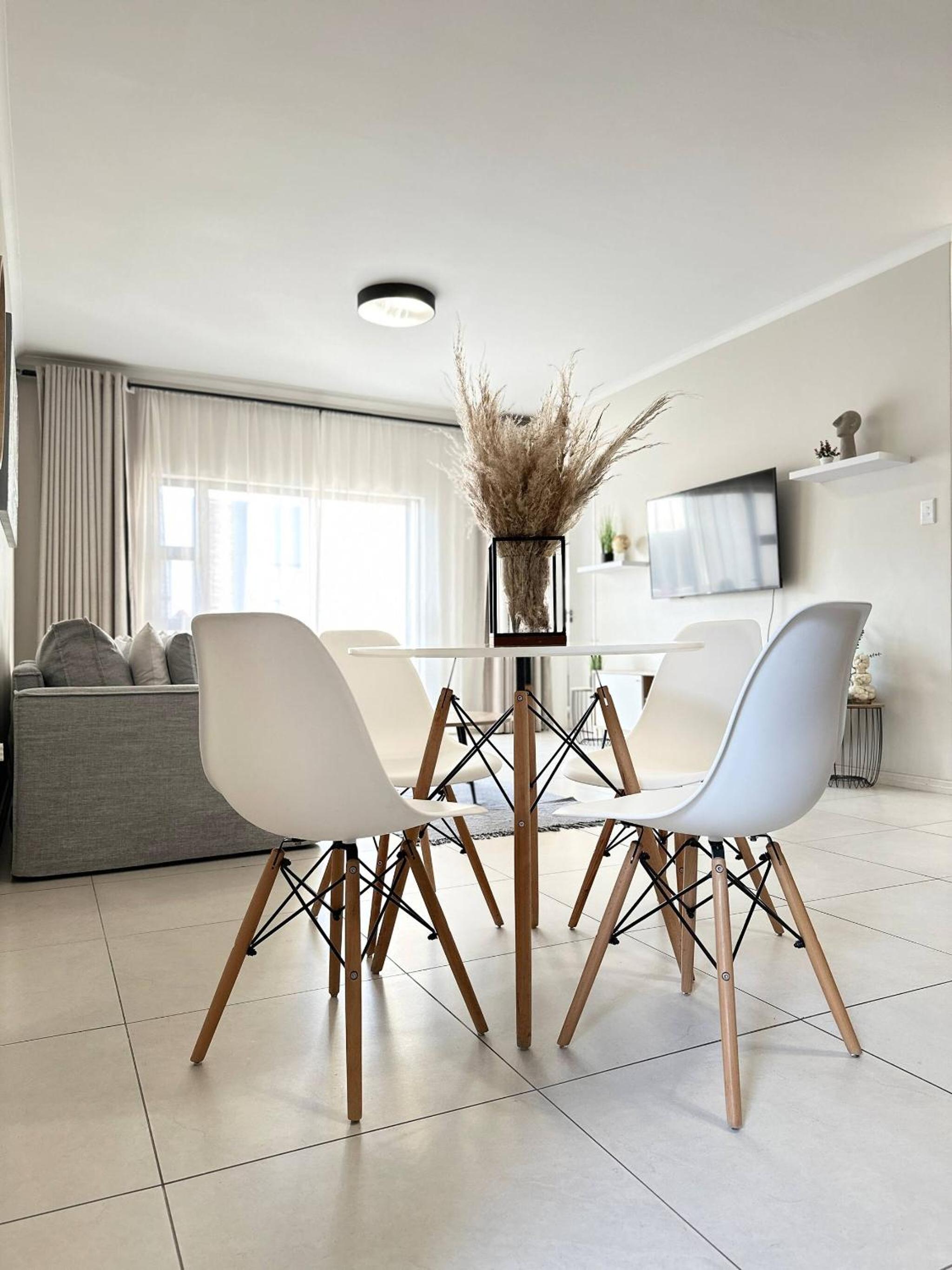 Humble Abode - 93 On New - Midrand