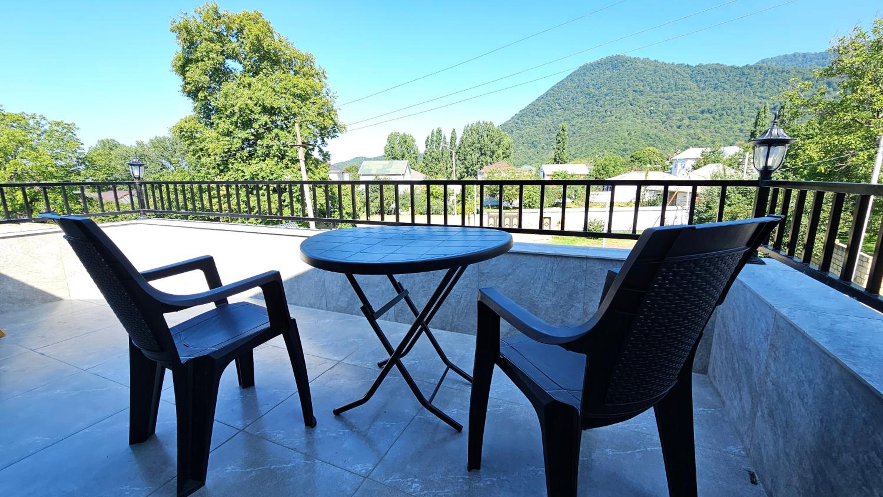 Luxury Milan Mountain Ponoramic Villa, indoor heated pool and jacuzzi with mountain view