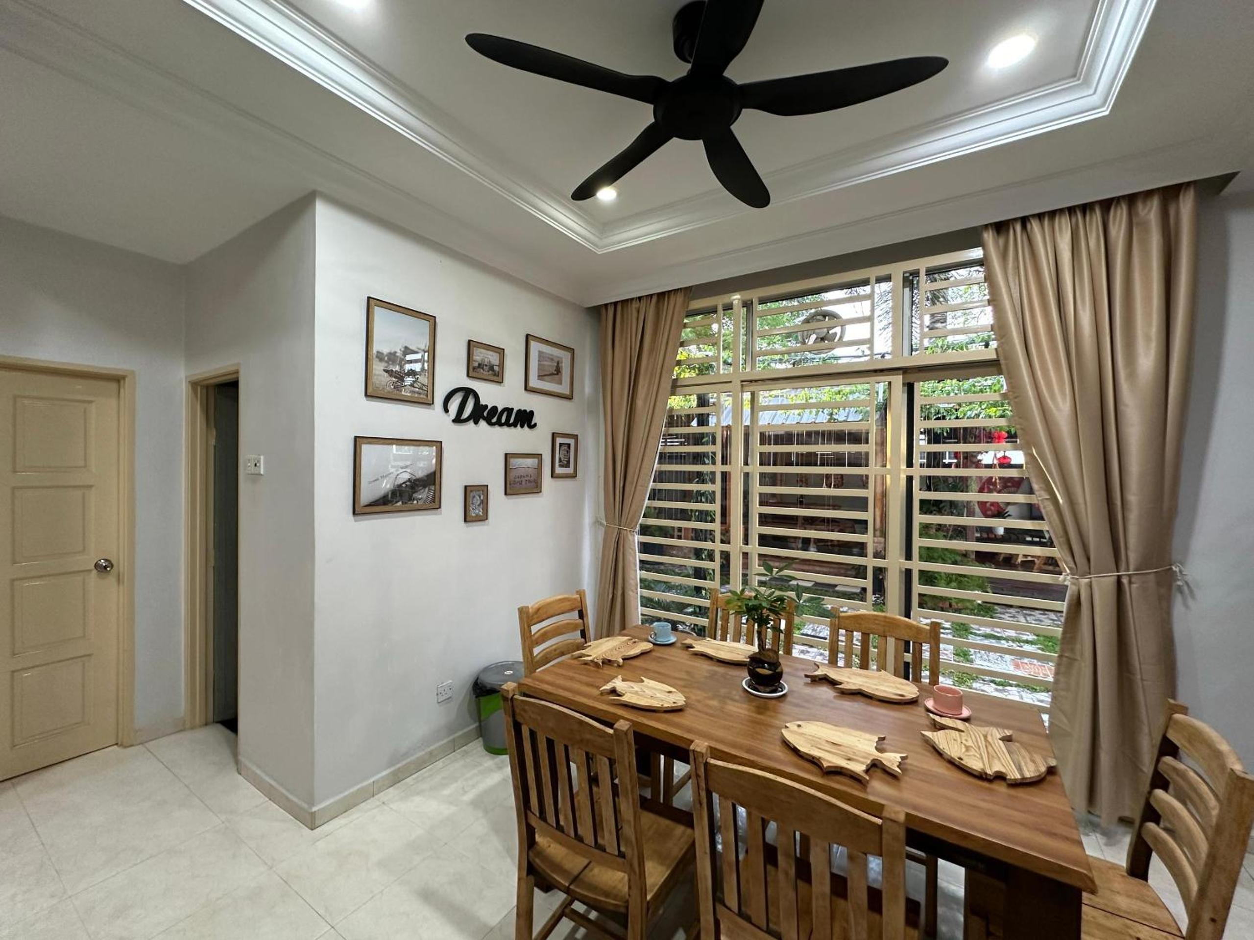 Cornerlot Comfy Home in Juru Autocity & Icon city photo 6