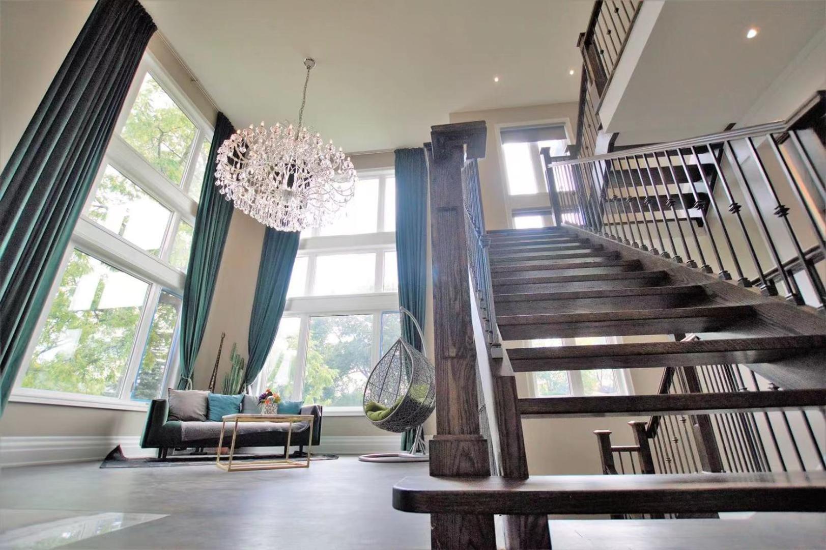 Modernized Five Bedroom Villa