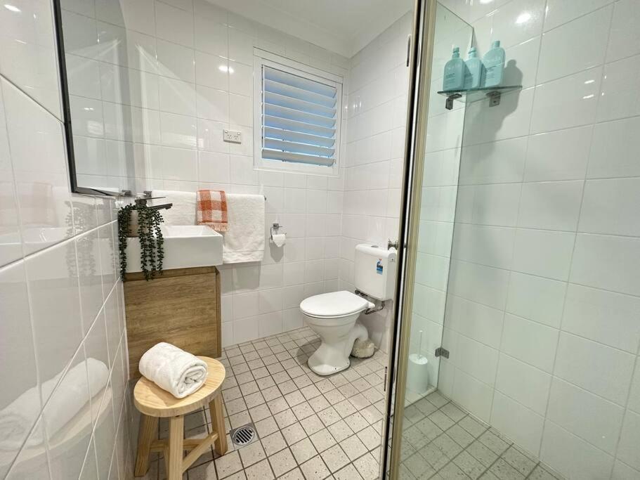Casa Solé - Calm 1BR Escape by Towradgi Beach