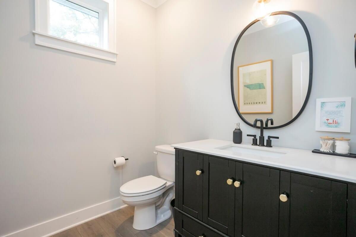 Photograph supplied for 3 King Beds in Hip East Nash Home 1 Mile to DWNTN