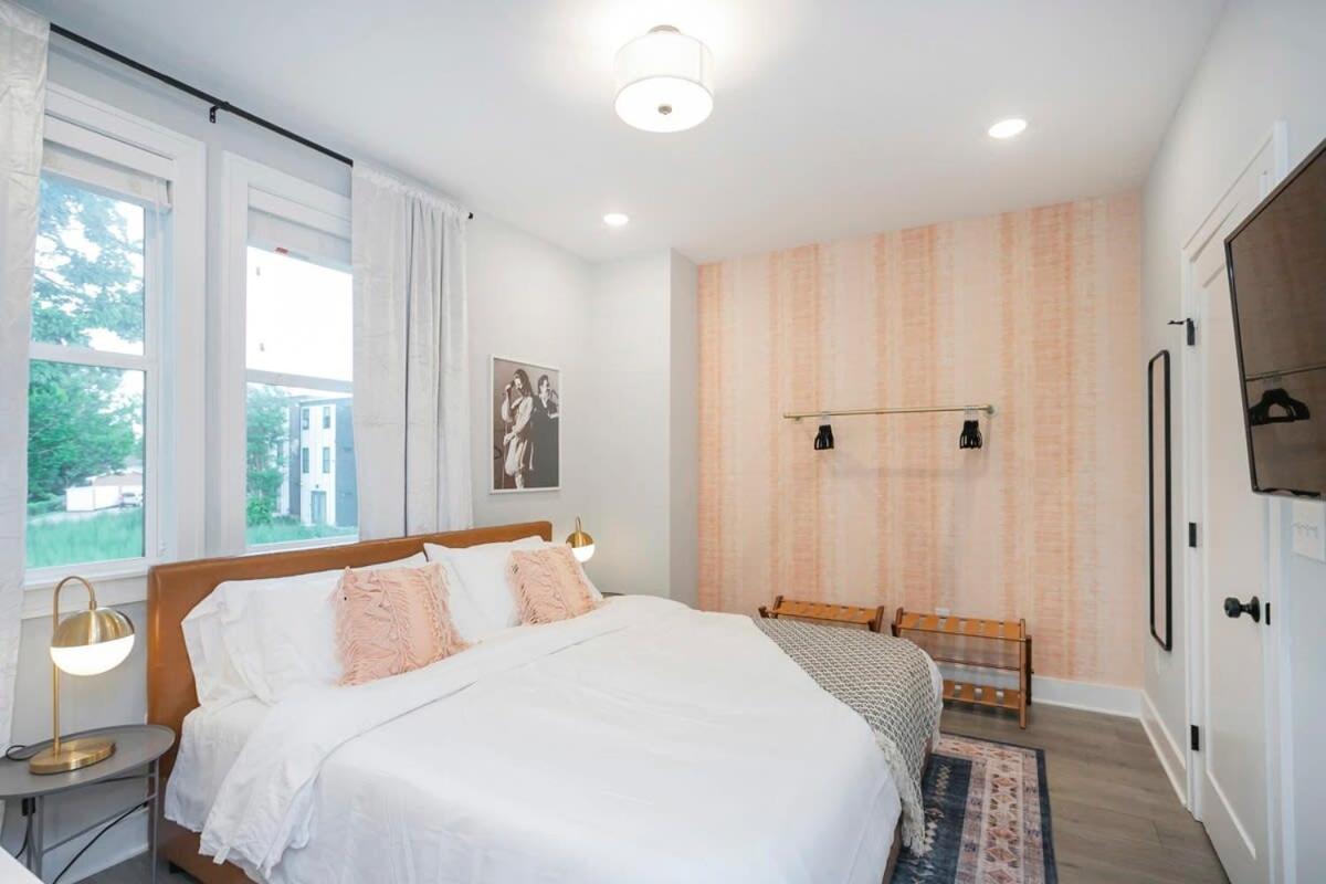 Photograph supplied for 3 King Beds in Hip East Nash Home 1 Mile to DWNTN