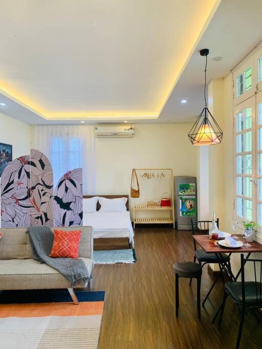 Mhouse 127 waterfront