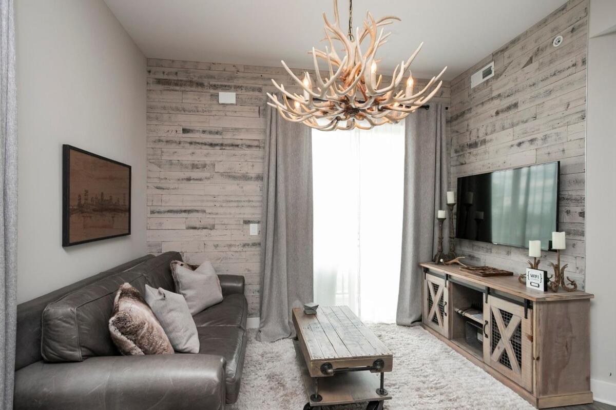 Downtown Luxury Condo at The Southern Belle view 4