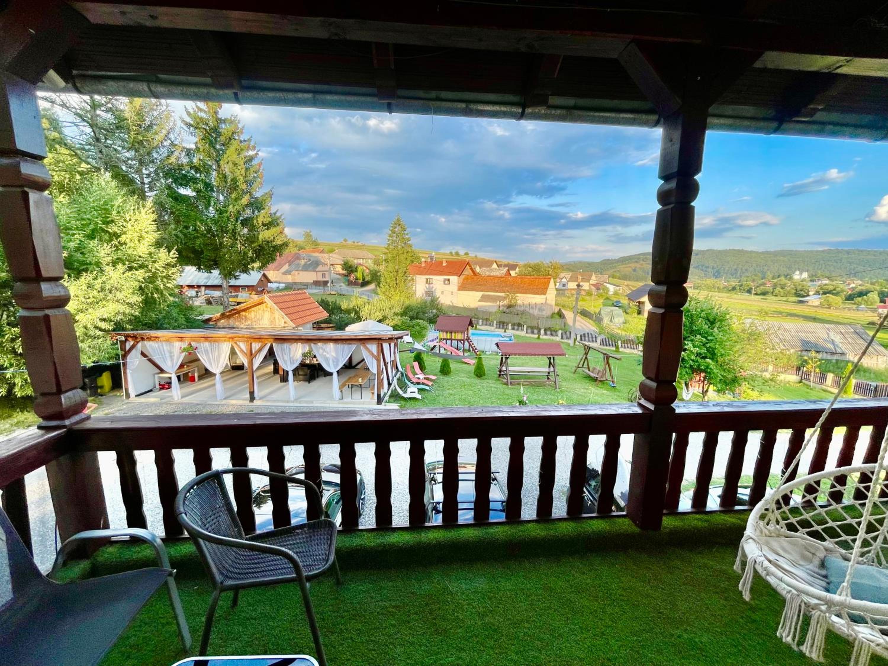 Pensiunea Beatrice view 2