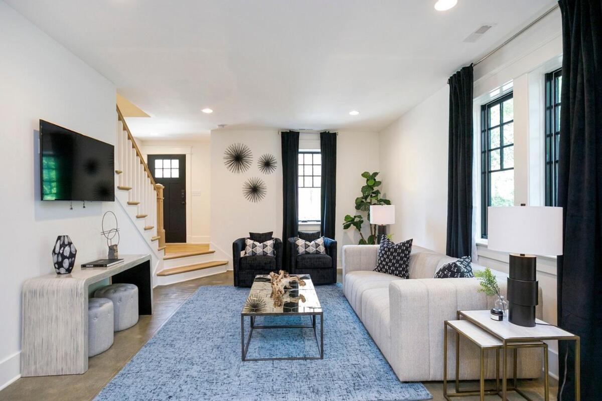 Elegant Space Walk to Belmont & Hillsboro Village view 3
