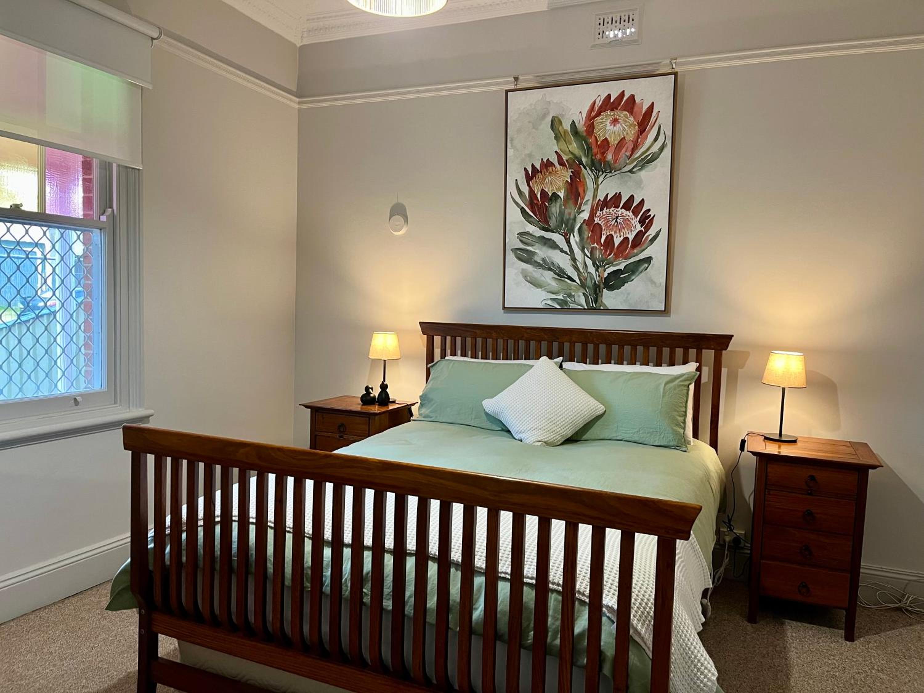 Cottage on Manilla - Bathurst - Centrally located