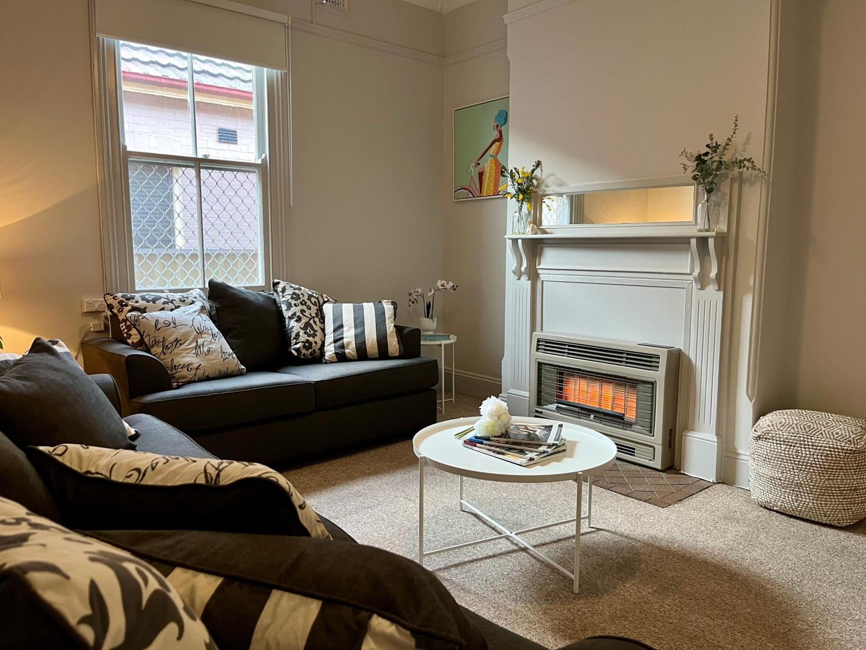 Cottage on Manilla - Bathurst - Centrally located
