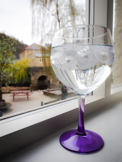 Luxury Hebden Bridge apartment with river views