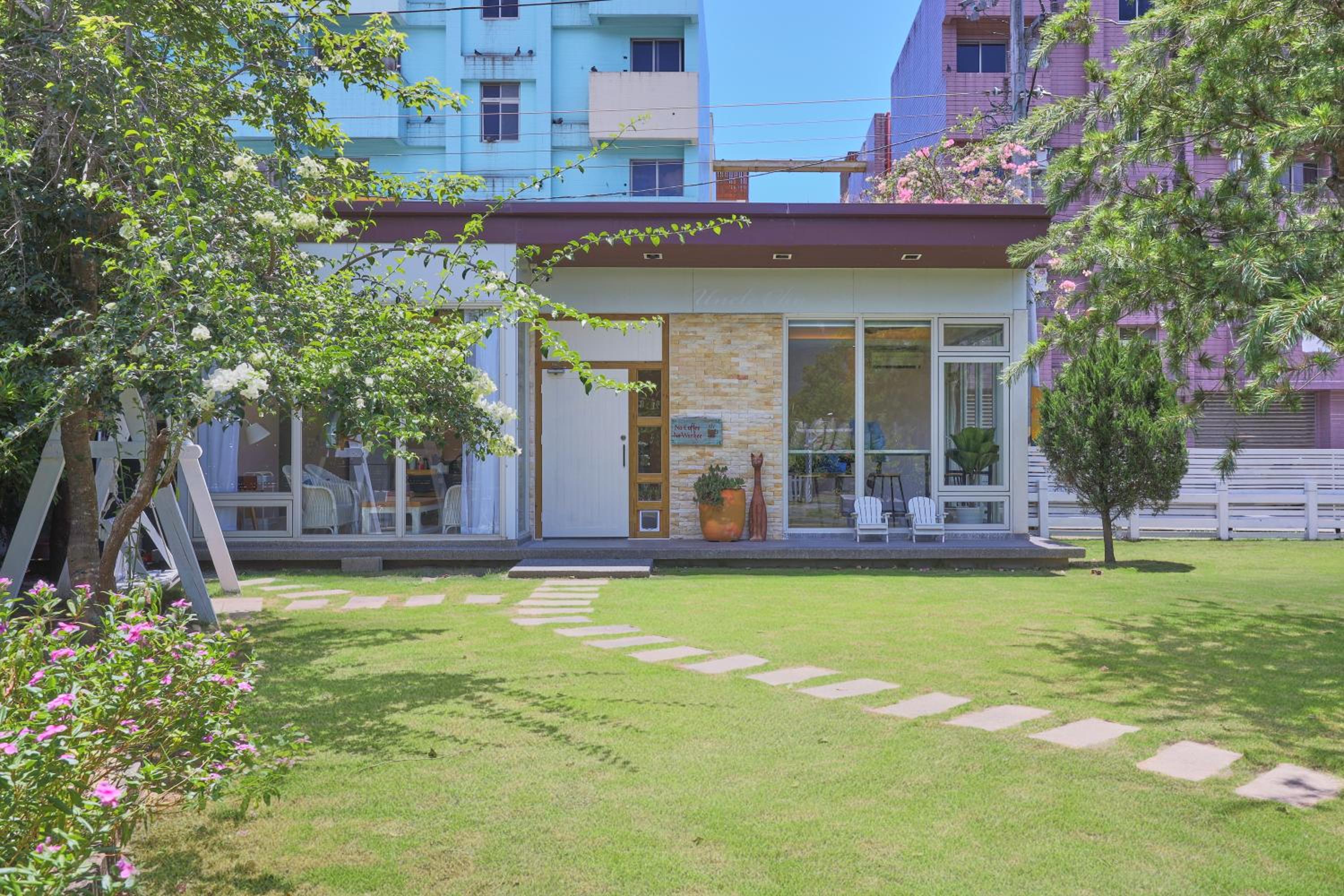 OwlStay Green Villa