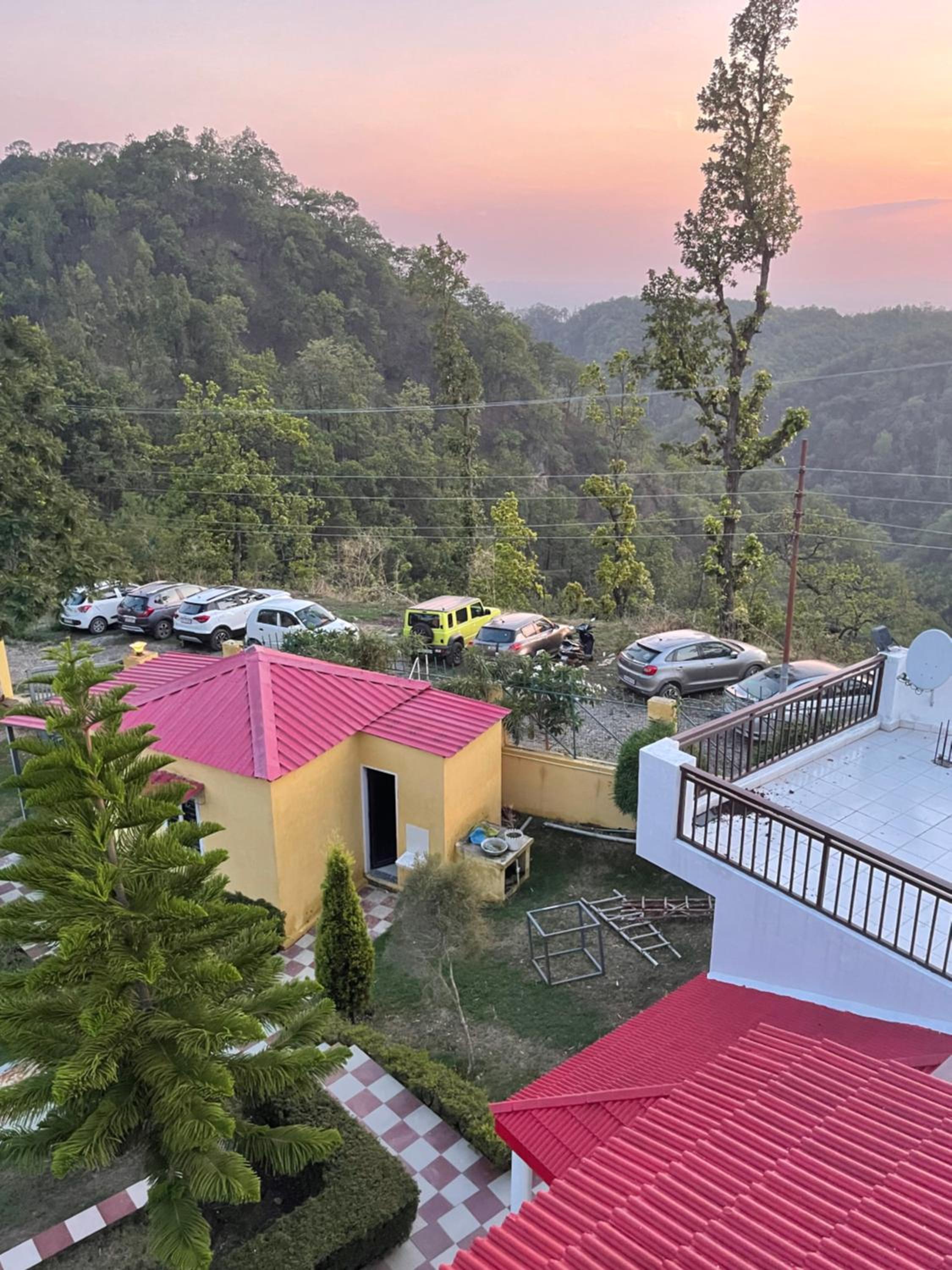Hidden nature resort