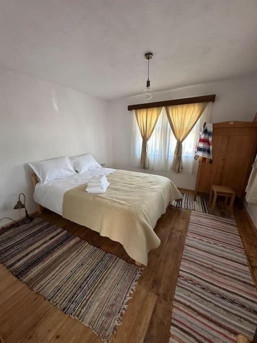 Casuta lui Nea Nica Ioanii, Domnesti, Arges view 5