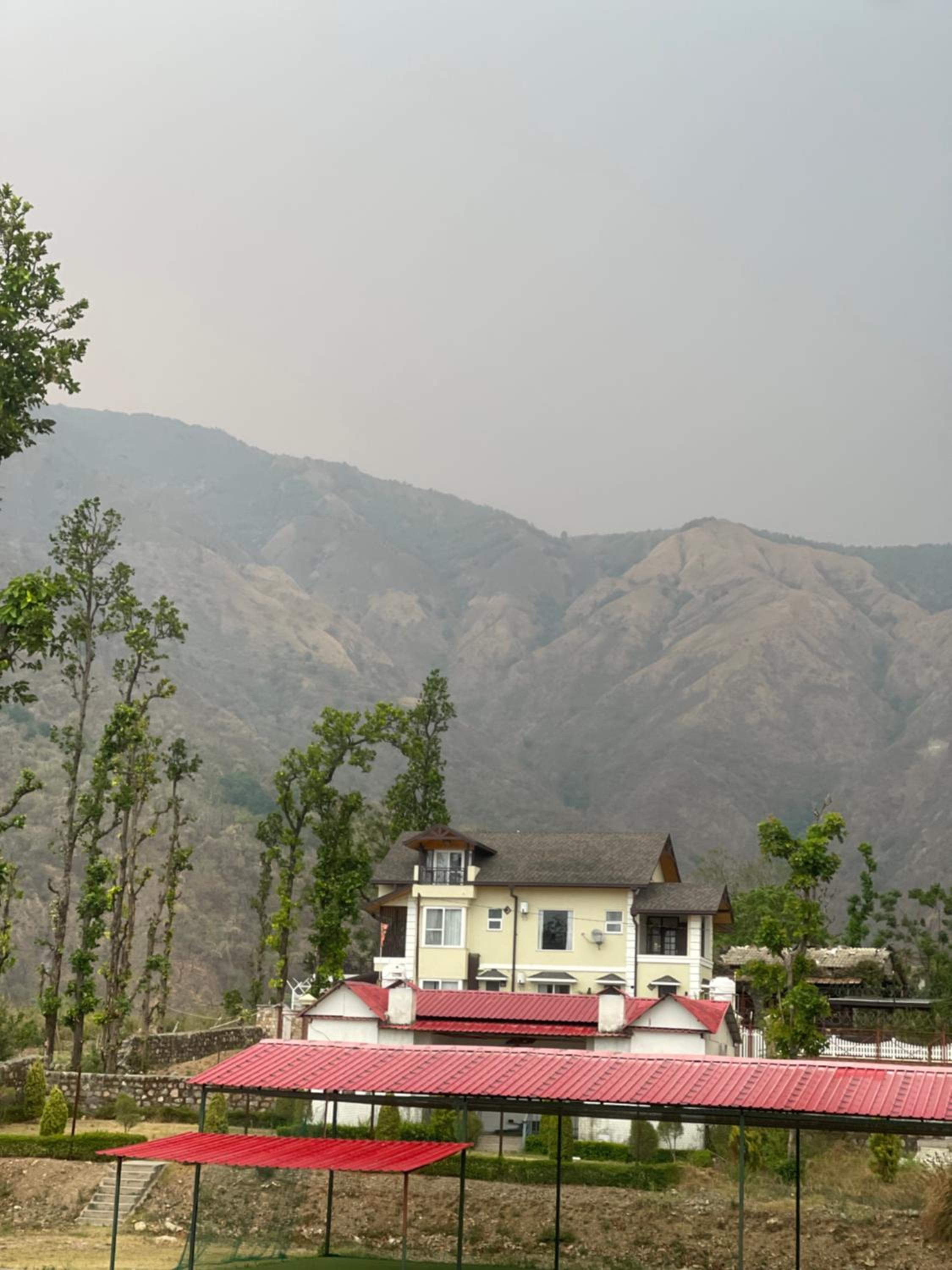 Hidden nature resort