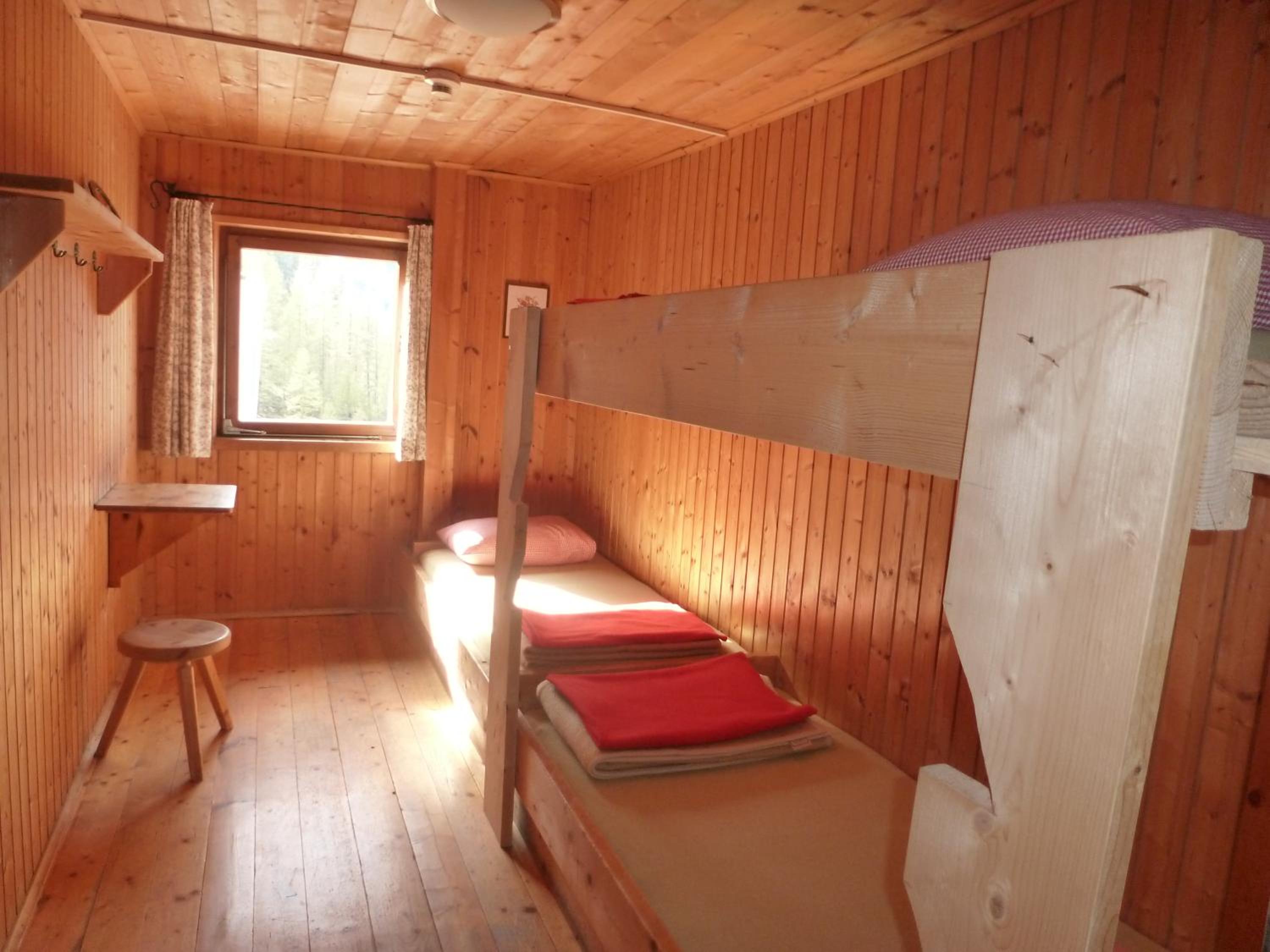 Binsalm- Schutzhütte