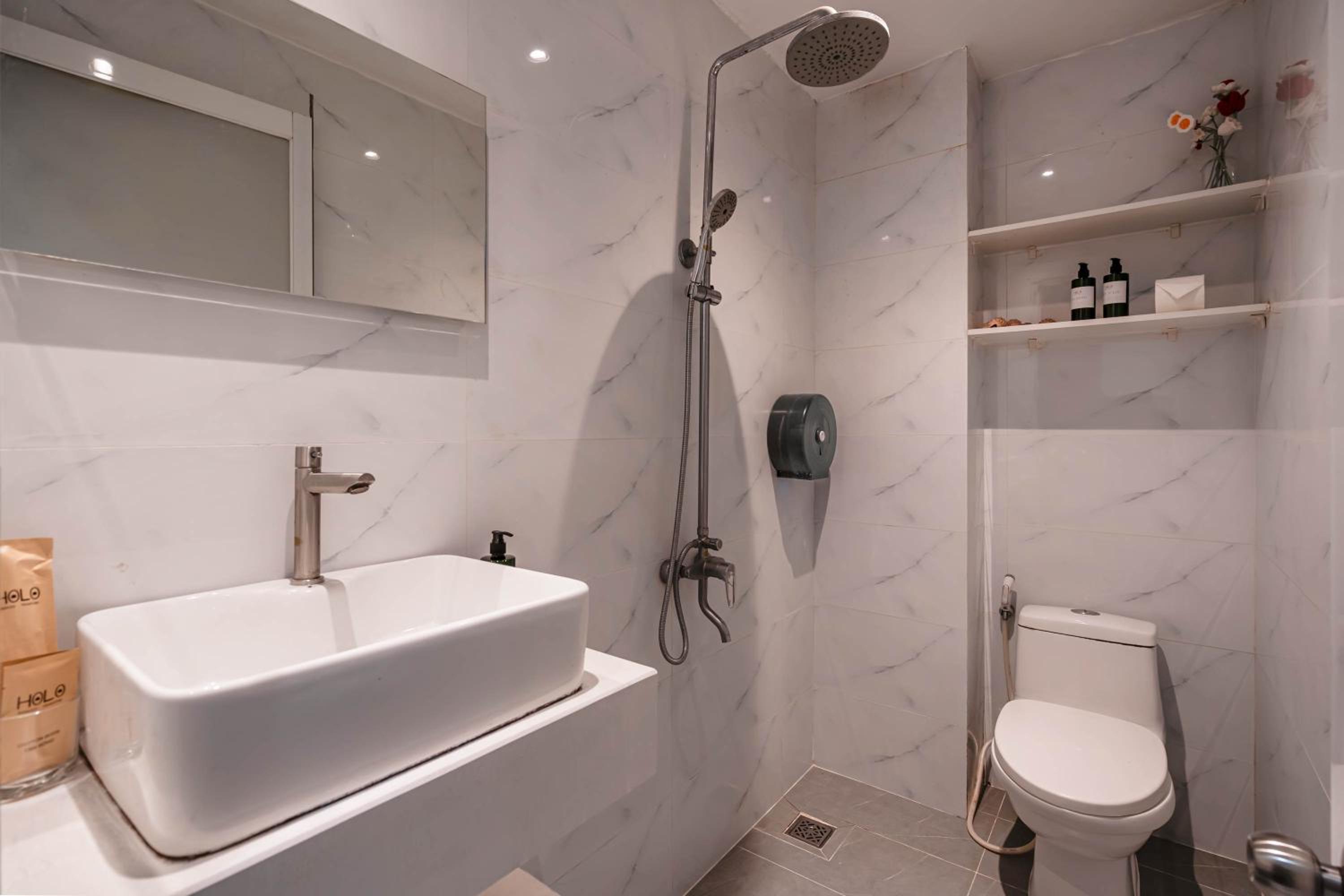 HOLO BEN THANH SAIGON Serviced HomeStay