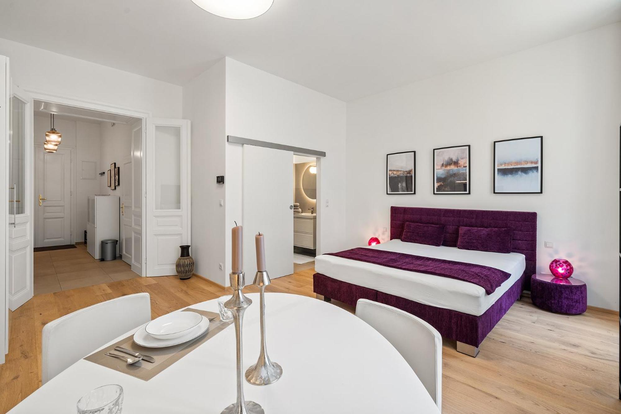 Apartment Danube Chanel