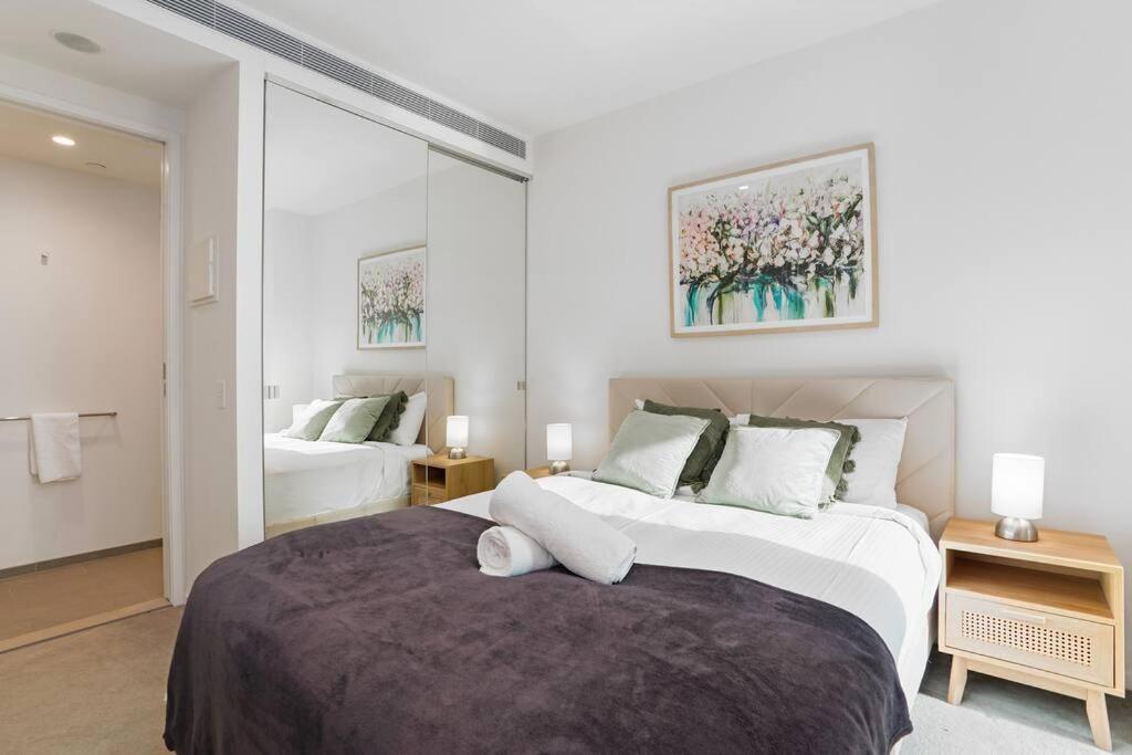 Cozy-Brilliant Natural Light Near Crown &City 1B1B