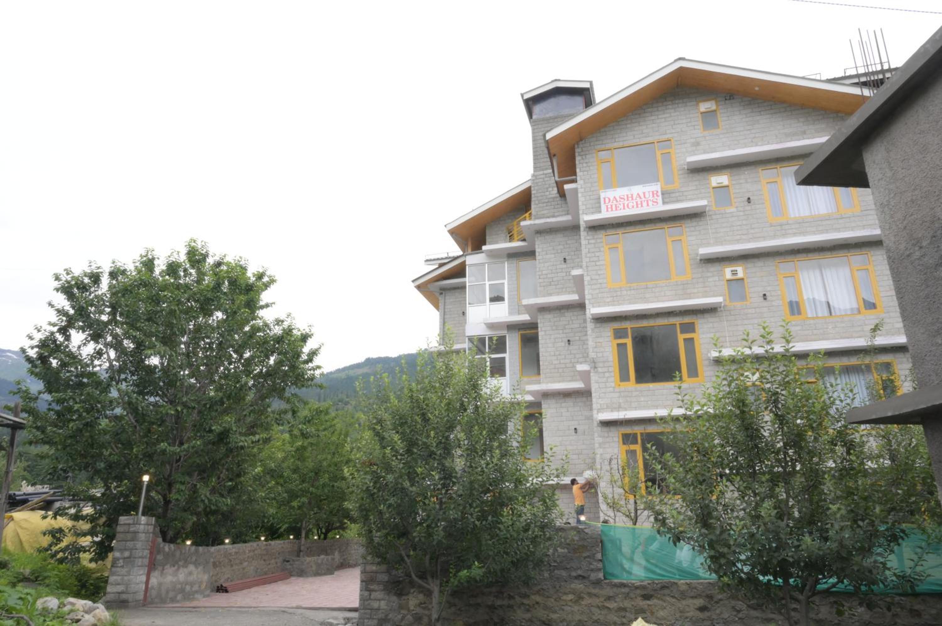 Hotel Dashaur Heights