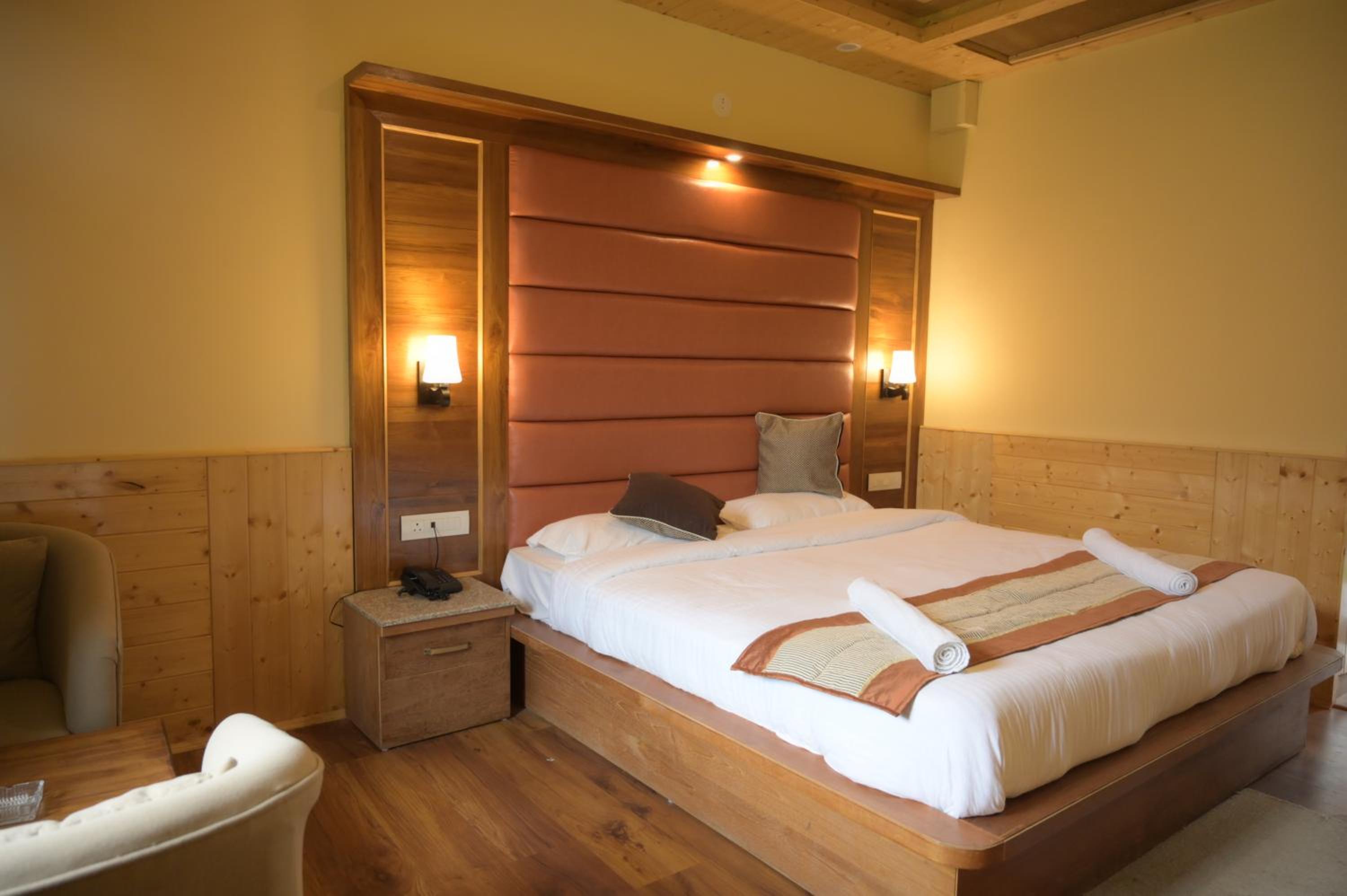 Hotel Dashaur Heights