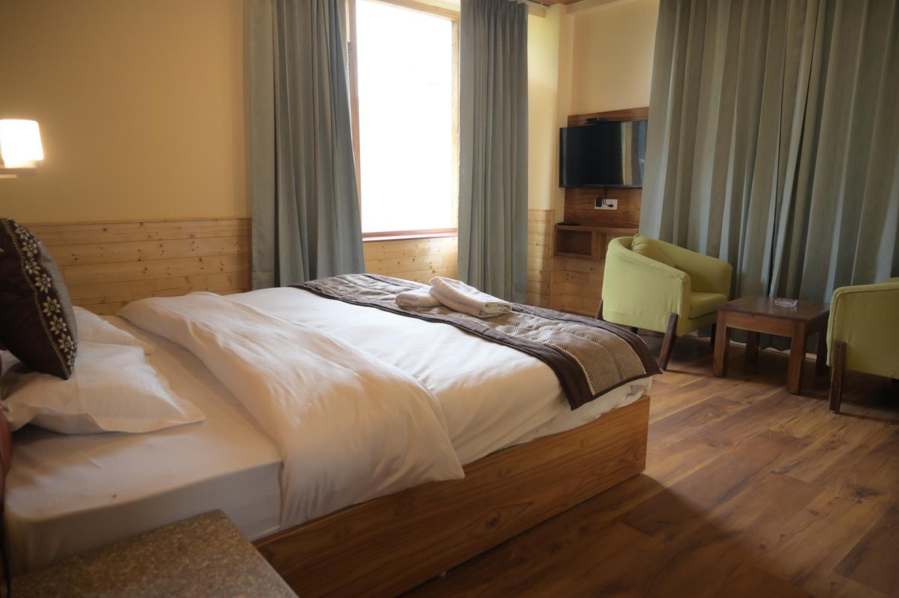 Hotel Dashaur Heights