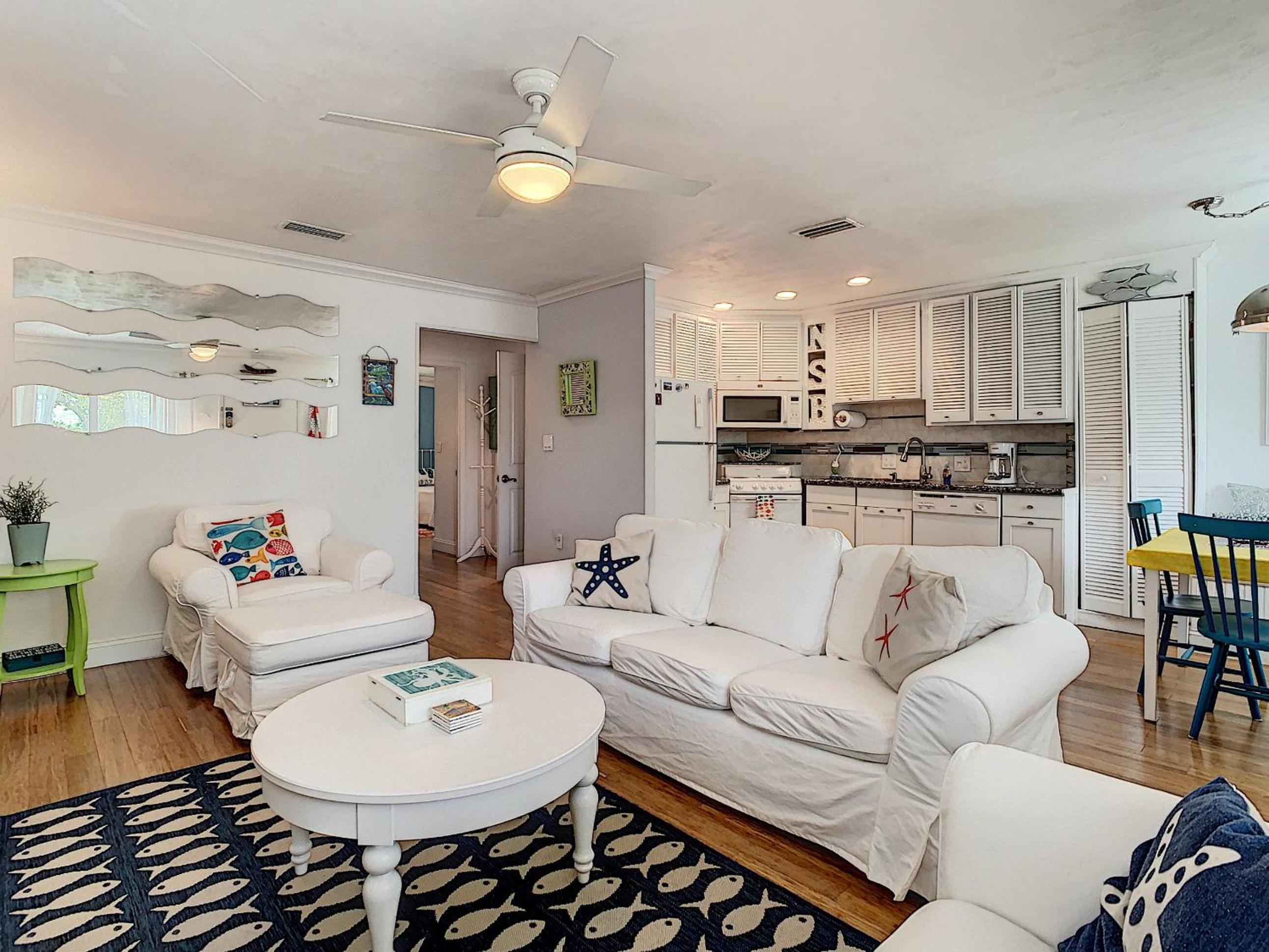 ~ Fish Cottage ~ NSB Sanctuary Pool Courtyard View Coronado Arms B11 view 5