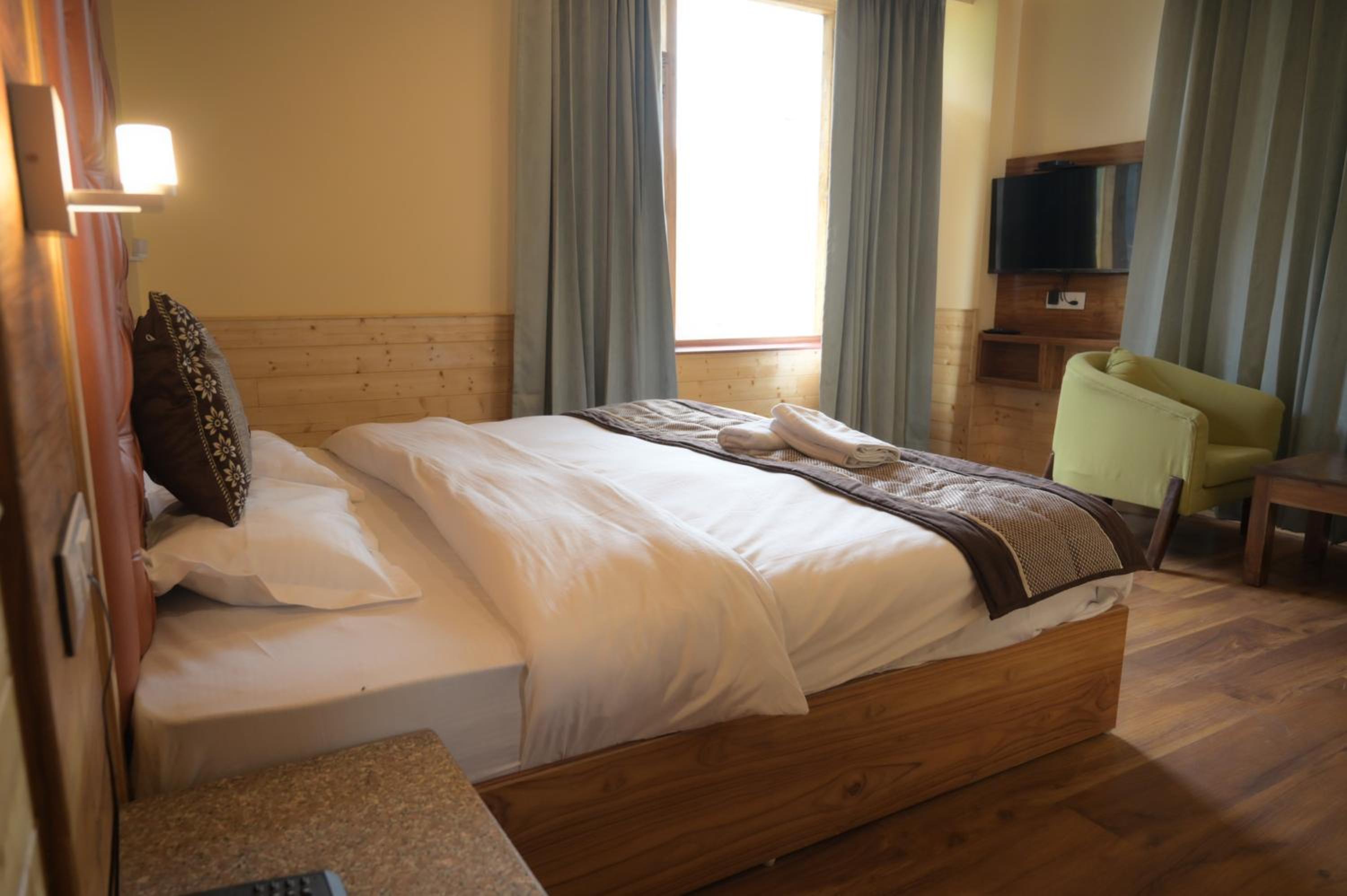 Hotel Dashaur Heights