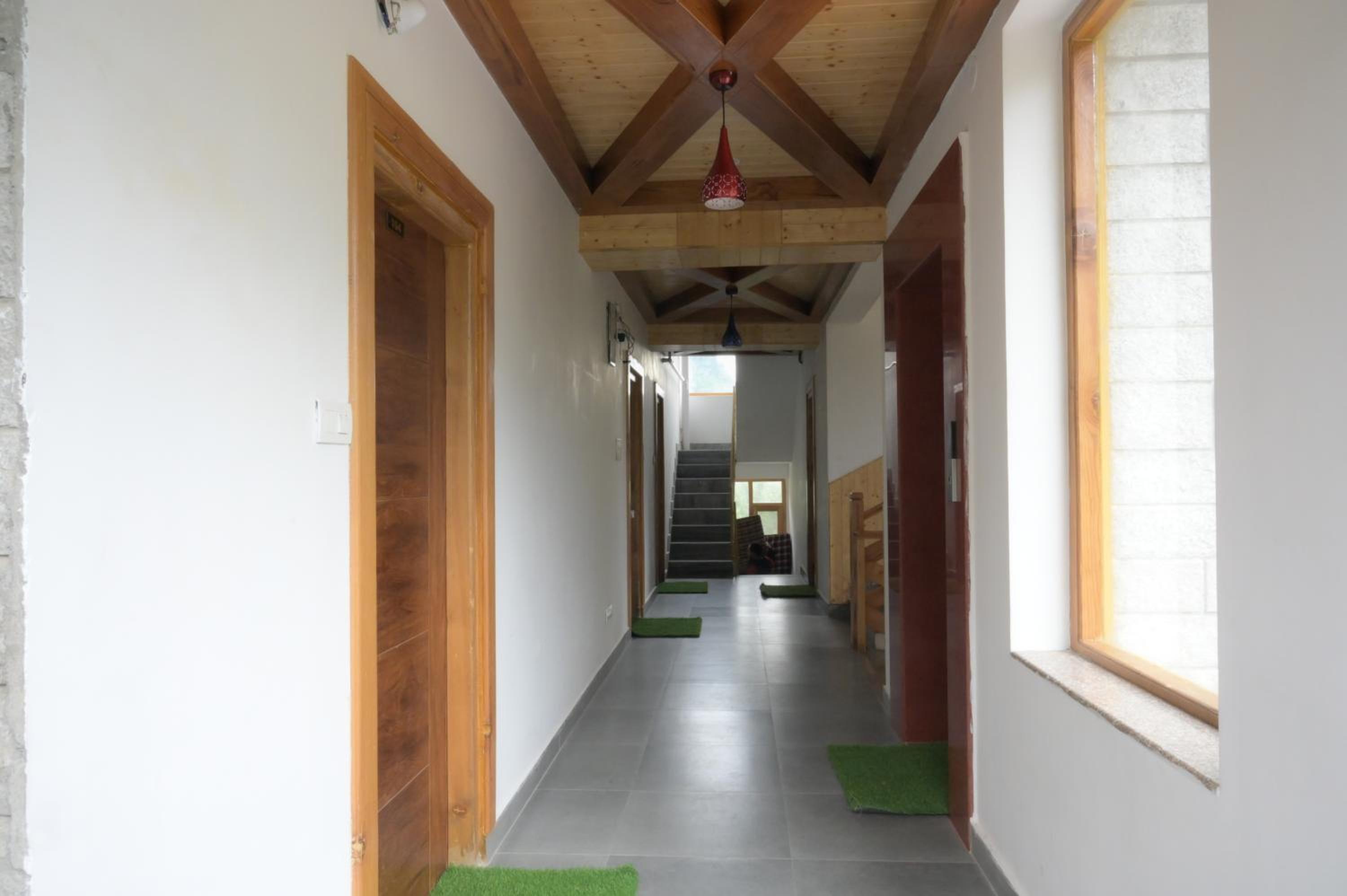 Hotel Dashaur Heights