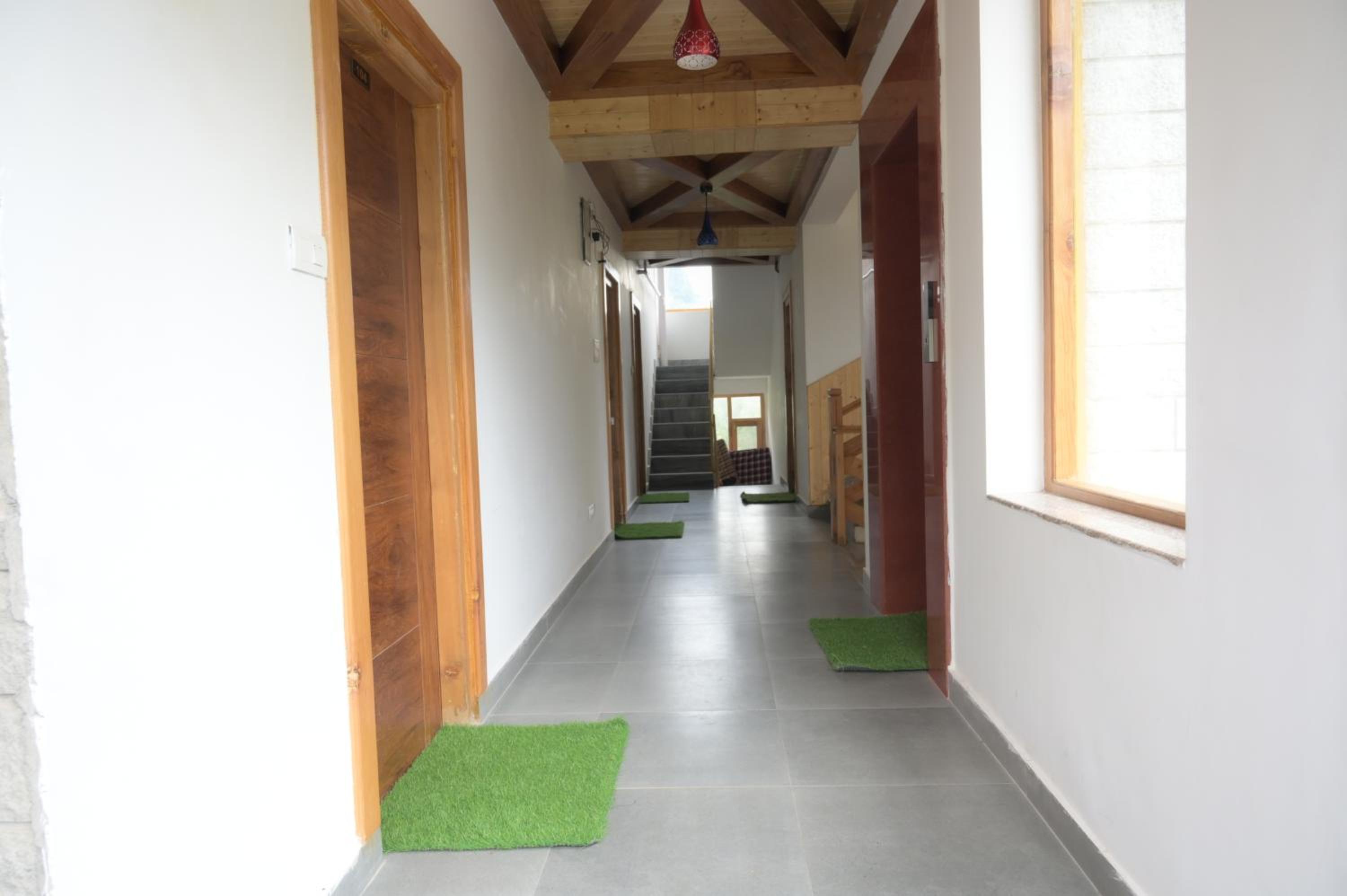 Hotel Dashaur Heights