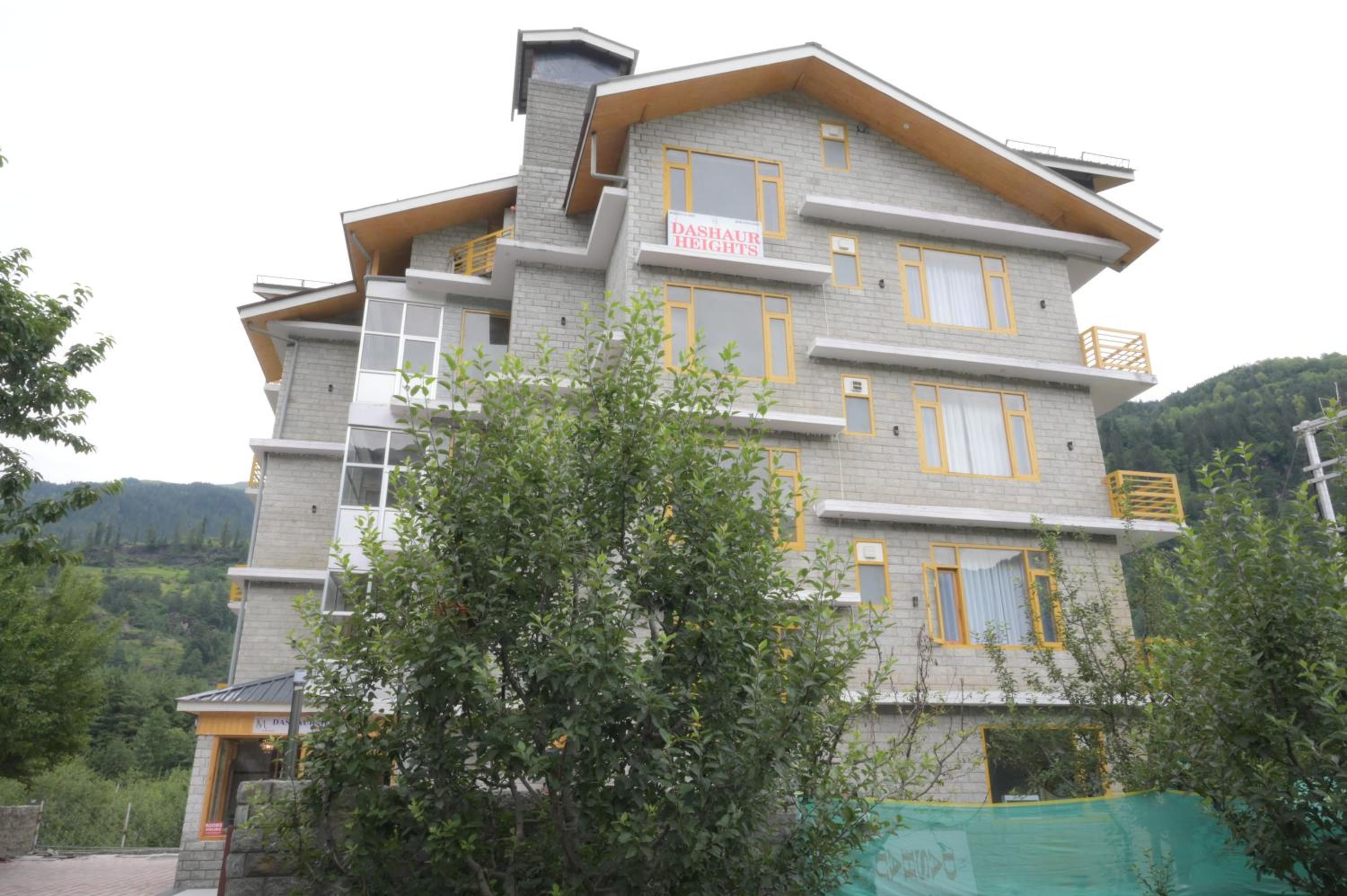 Hotel Dashaur Heights