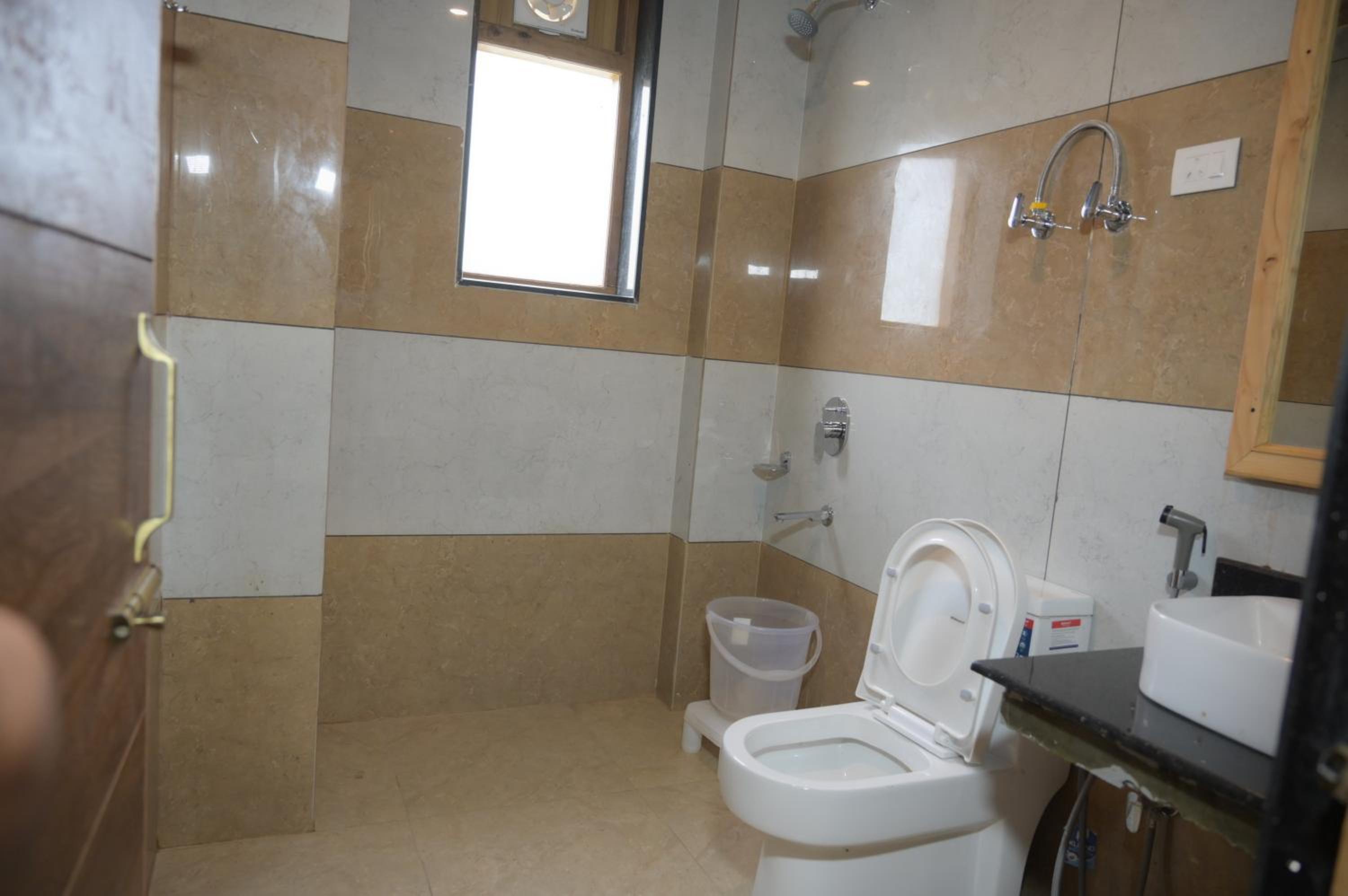 Hotel Dashaur Heights